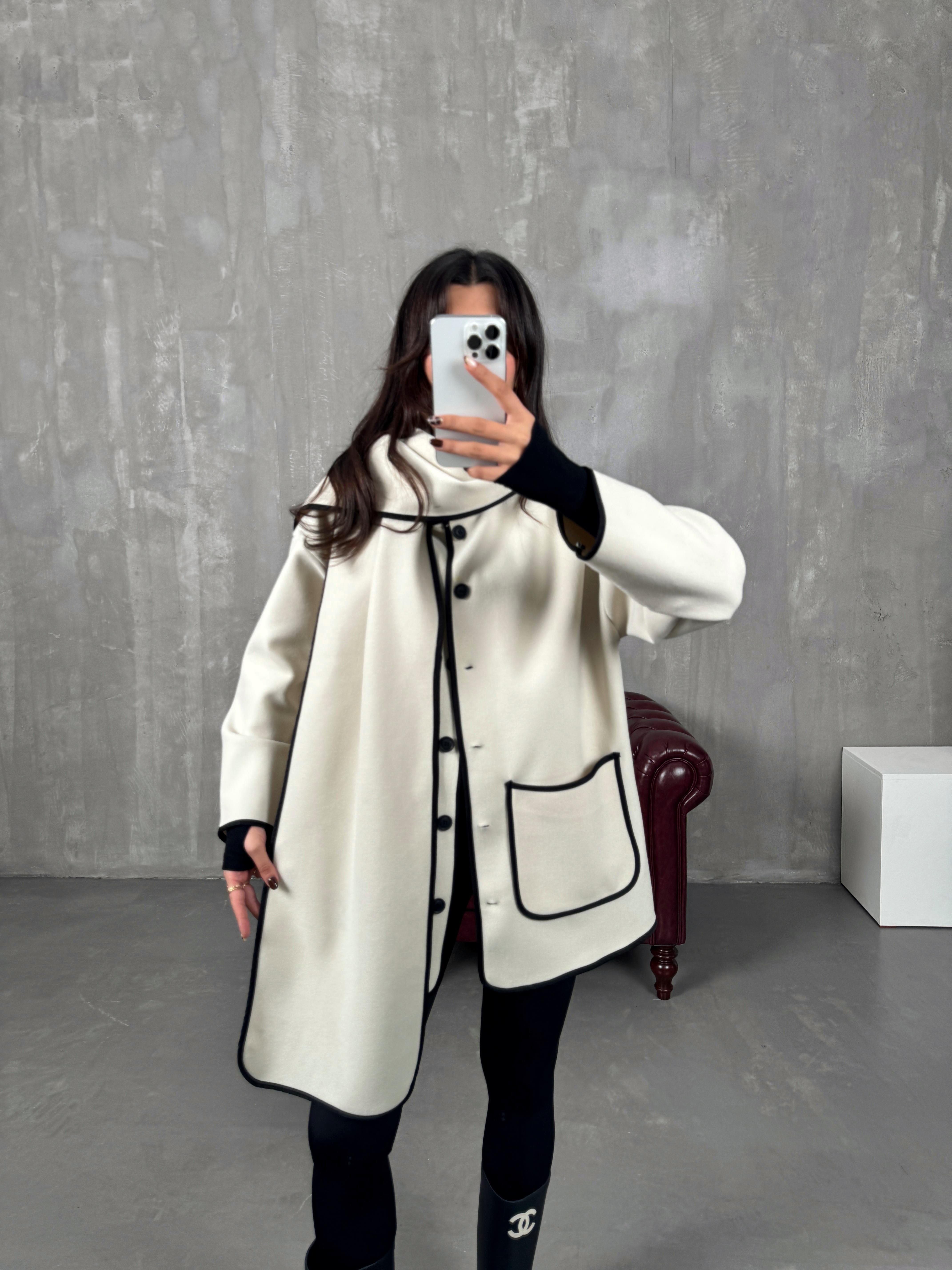 Tate Taş Siyah Şeritli Atkı Detaylı Tasarım Kaşe Ceket