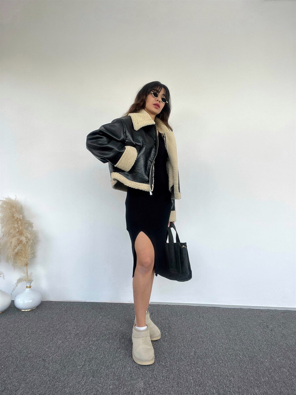 Siyah İçi Kürklü Deri Mont 