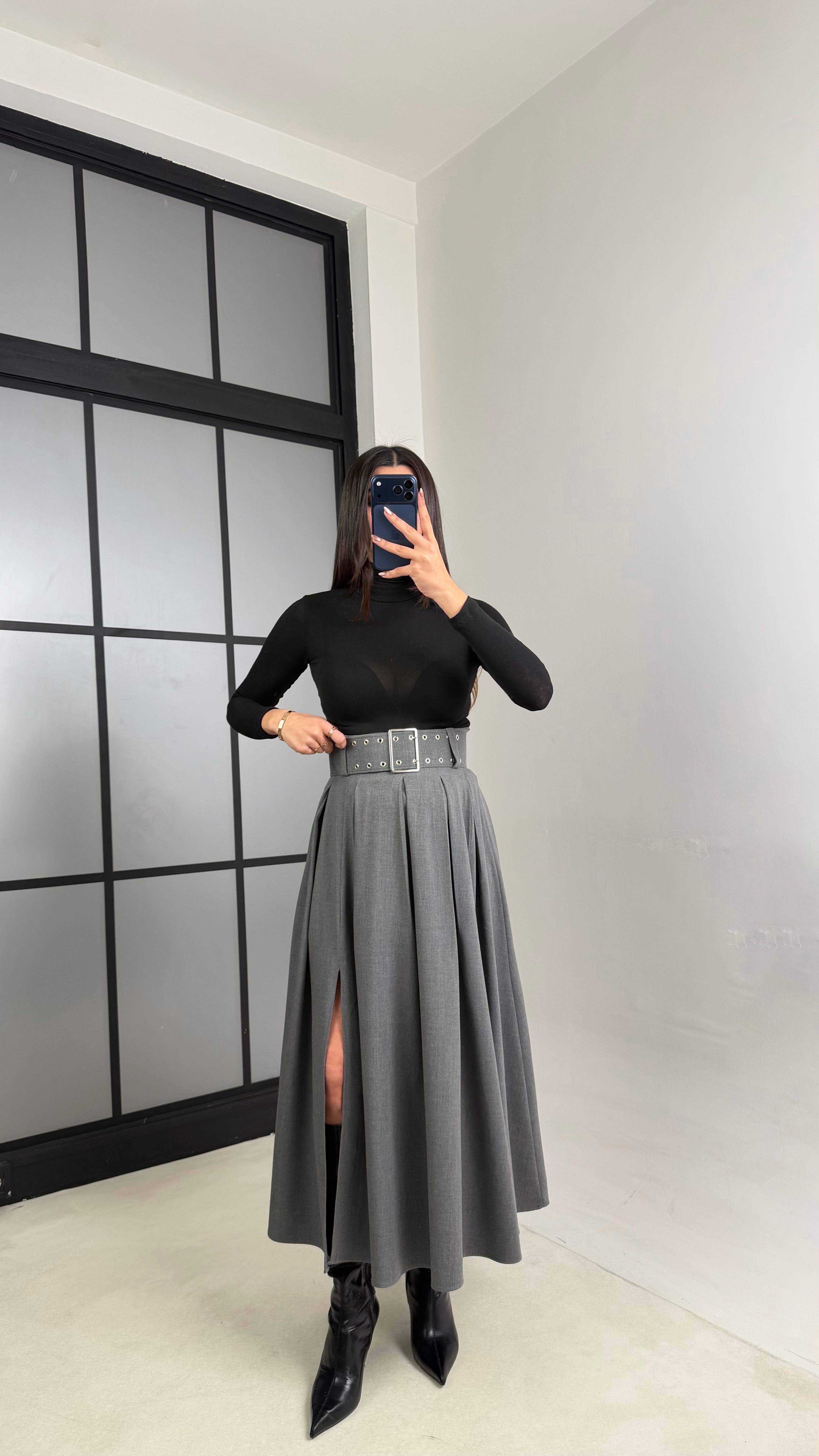 Gri Yırtmaçlı Kemerli Pinterest Etek GAUS-01068GAUSETEKGAUS-01068