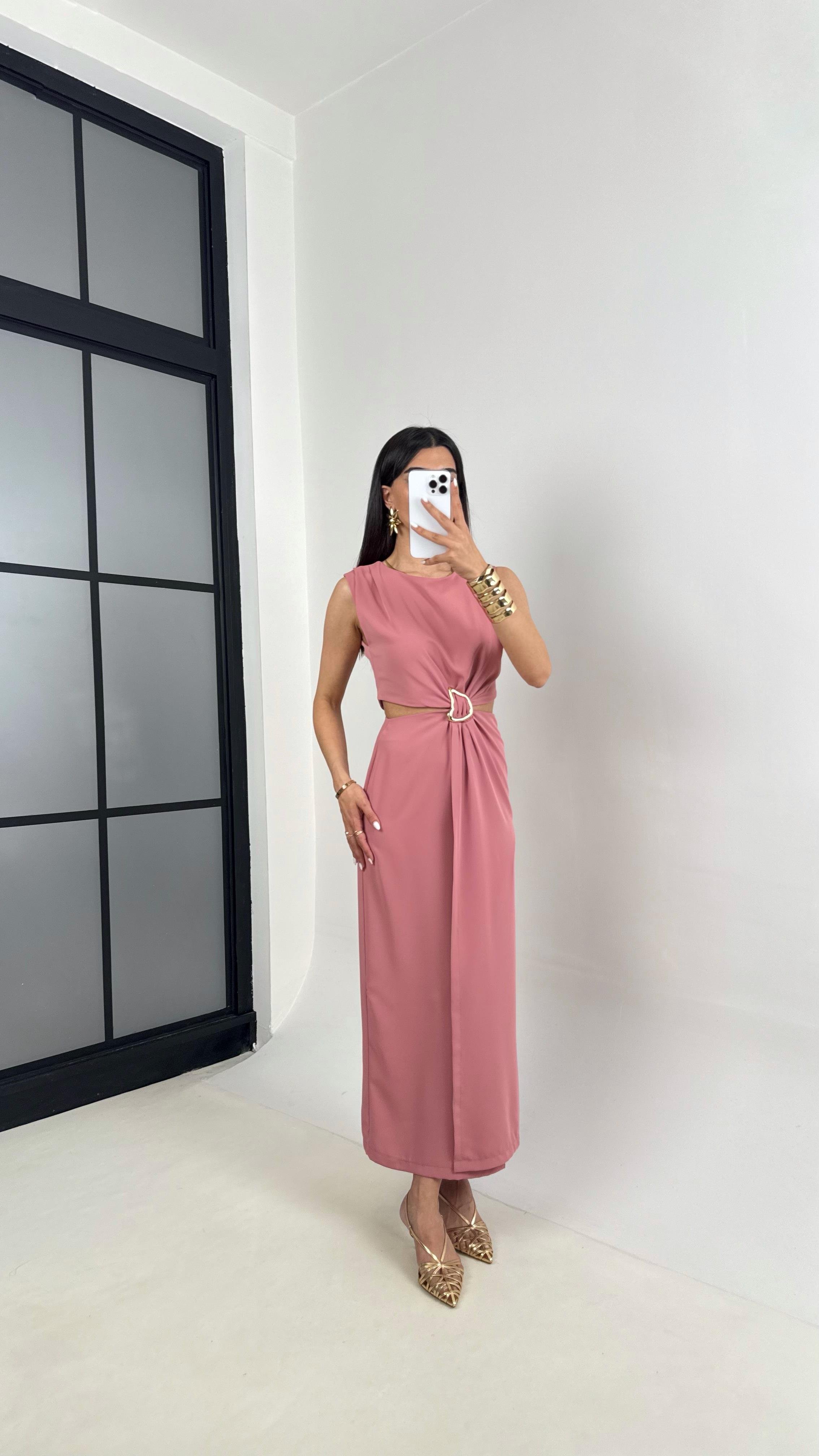 Somon Yan Dekolteli Gold Toka Detaylı Yırtmaçlı Elbise Gaus00434GausELBİSEGU1002023