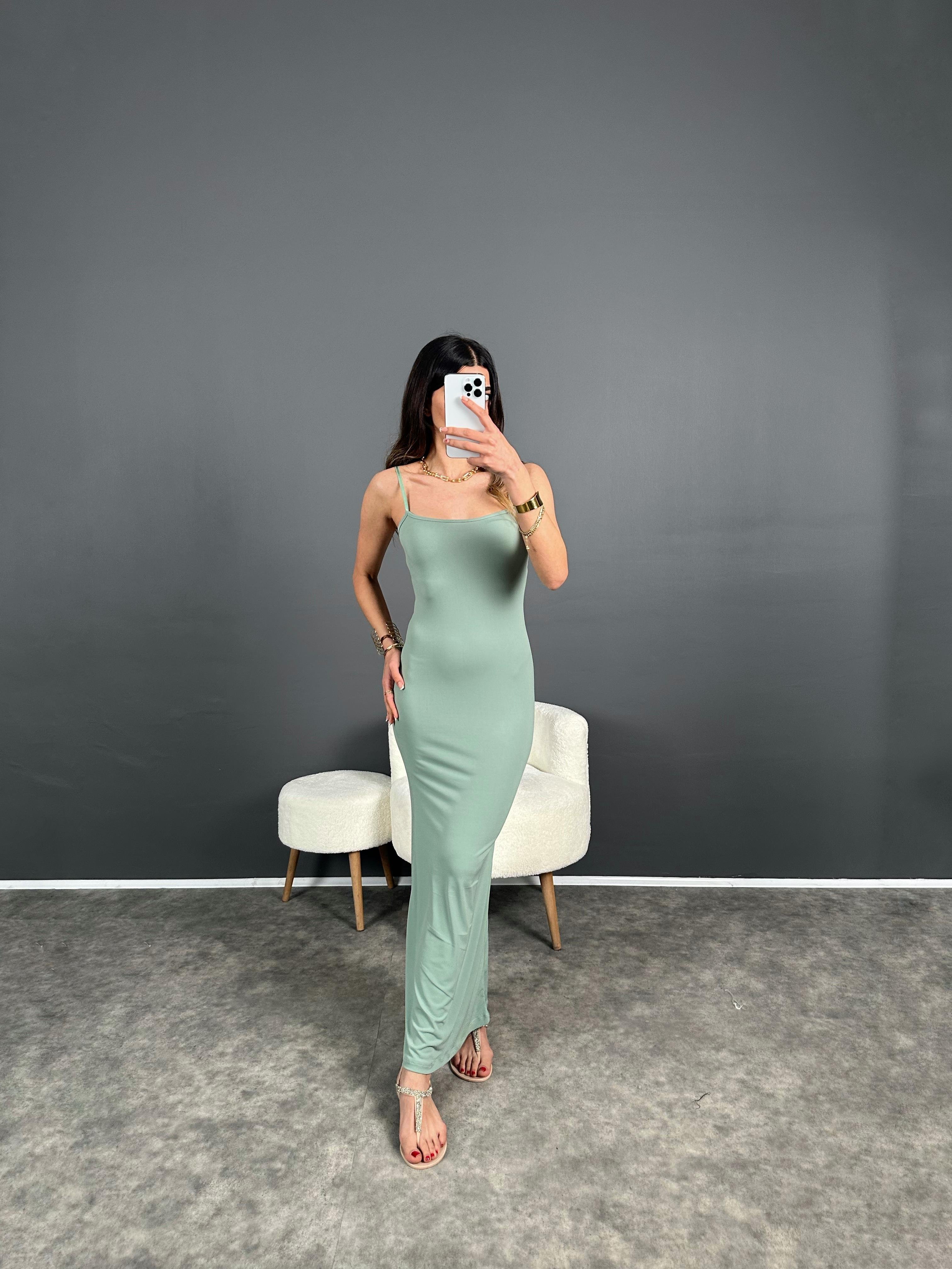 Anilia Yeşil İp Askılı Maxi Uzun ElbiseGausELBİSEGU004683
