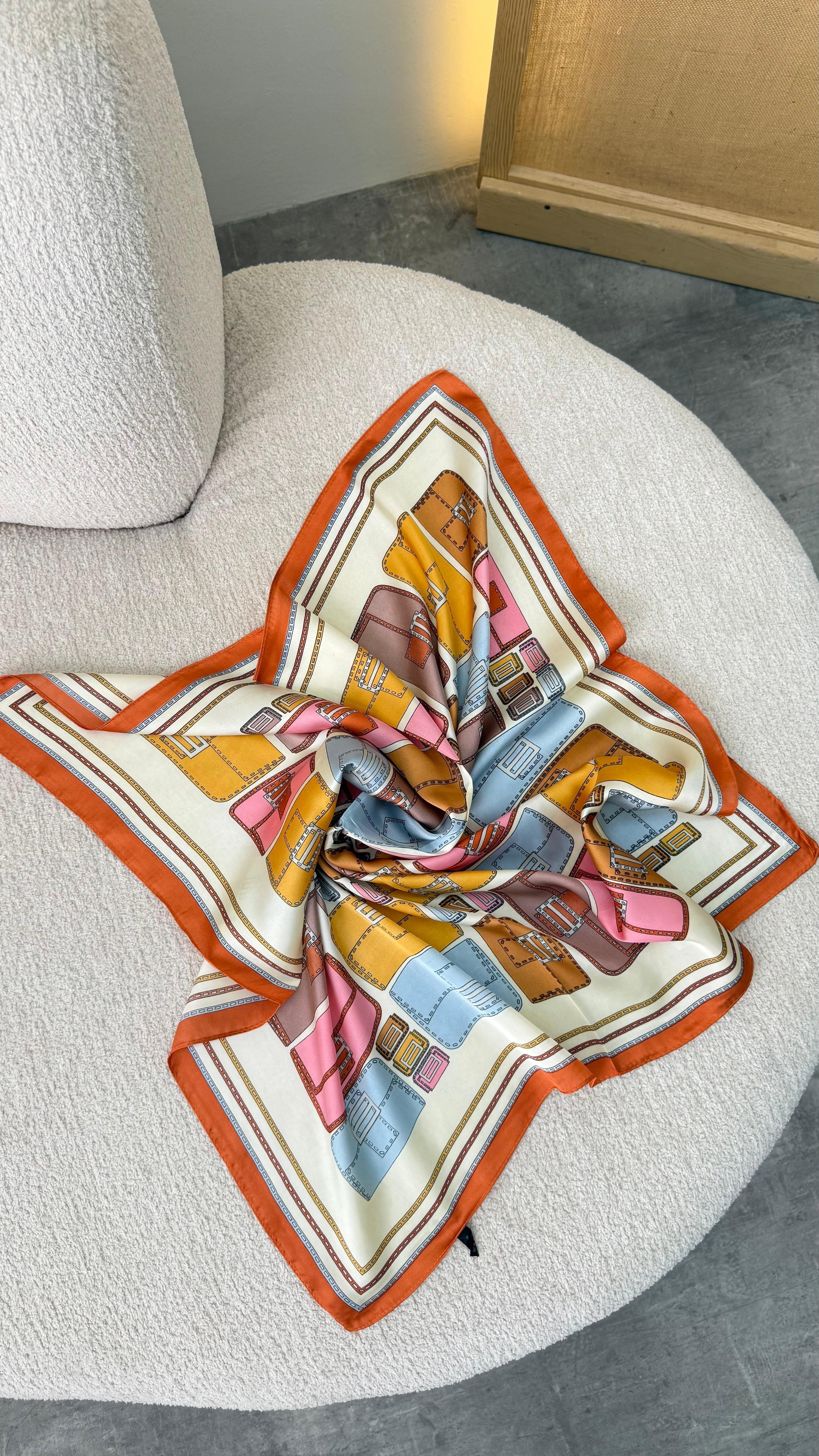 Turuncu Çok Çanta Desenli Fular GAUS-00333GAUSŞal & FularGAUS-00333