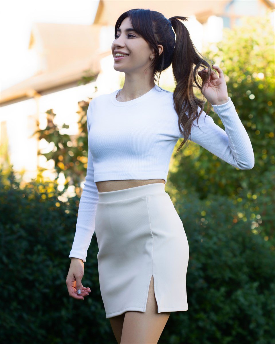 Bej Yırtmaçlı Etek