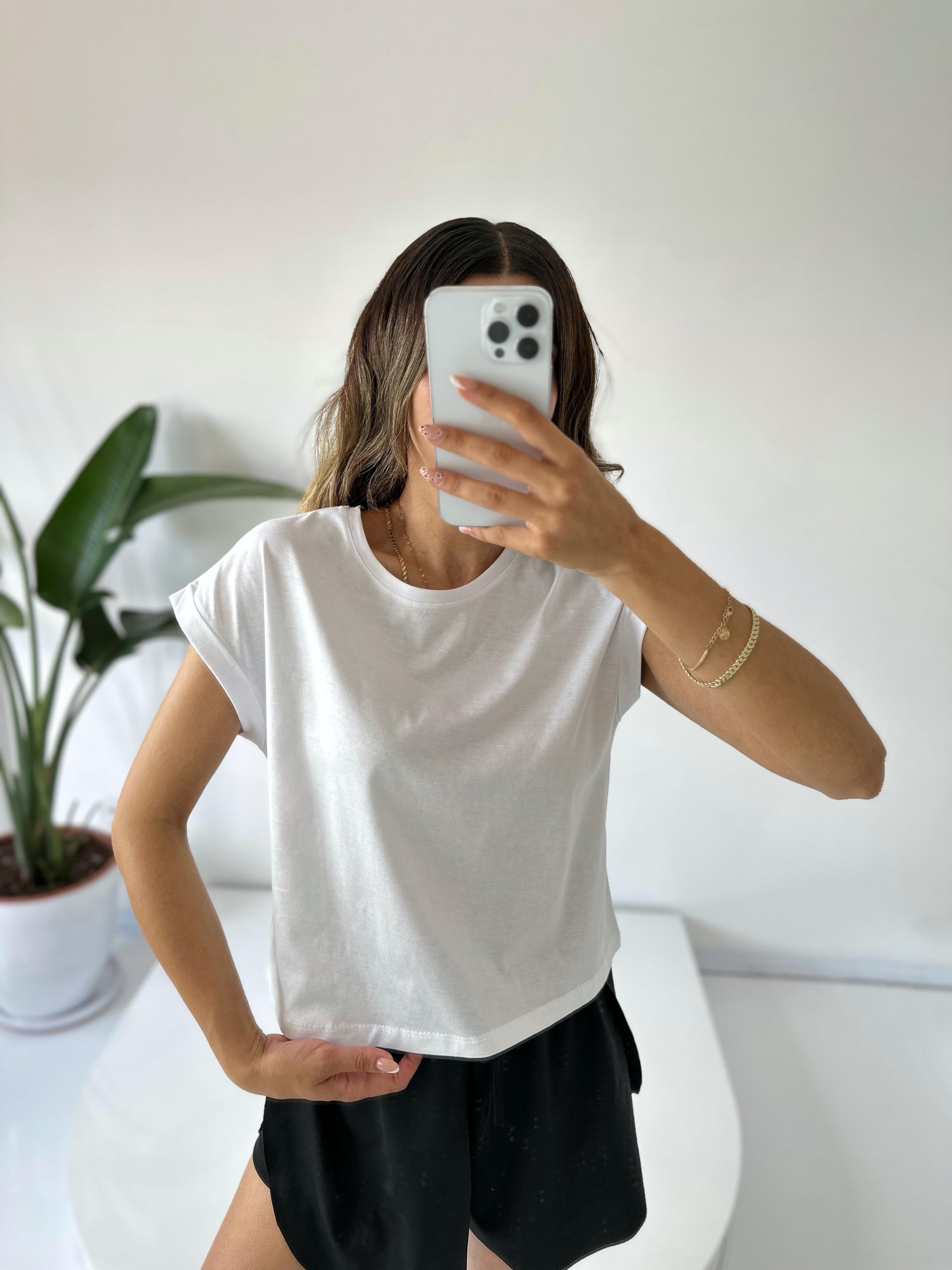 Beyaz Kol Katlamalı Basic Tshirt 