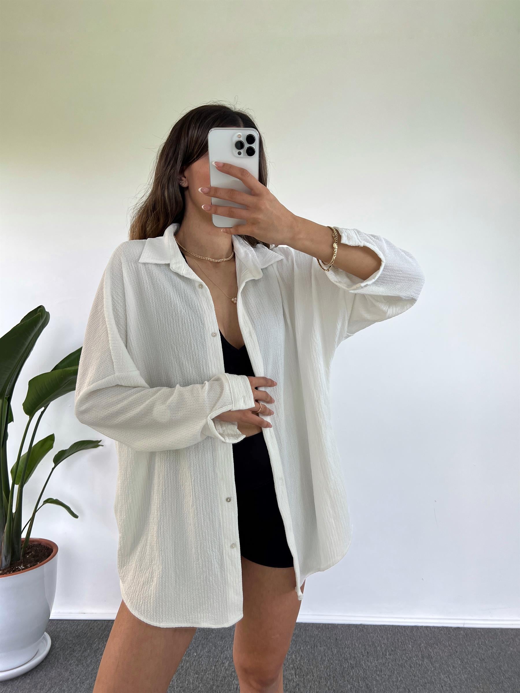 Beyaz Oversize Krinkıl Gömlek GausGÖMLEKGU001251