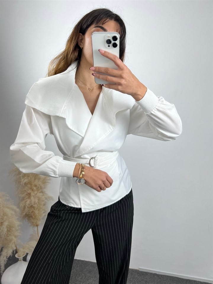 Beyaz Tasarım Kemerli Gömlek 