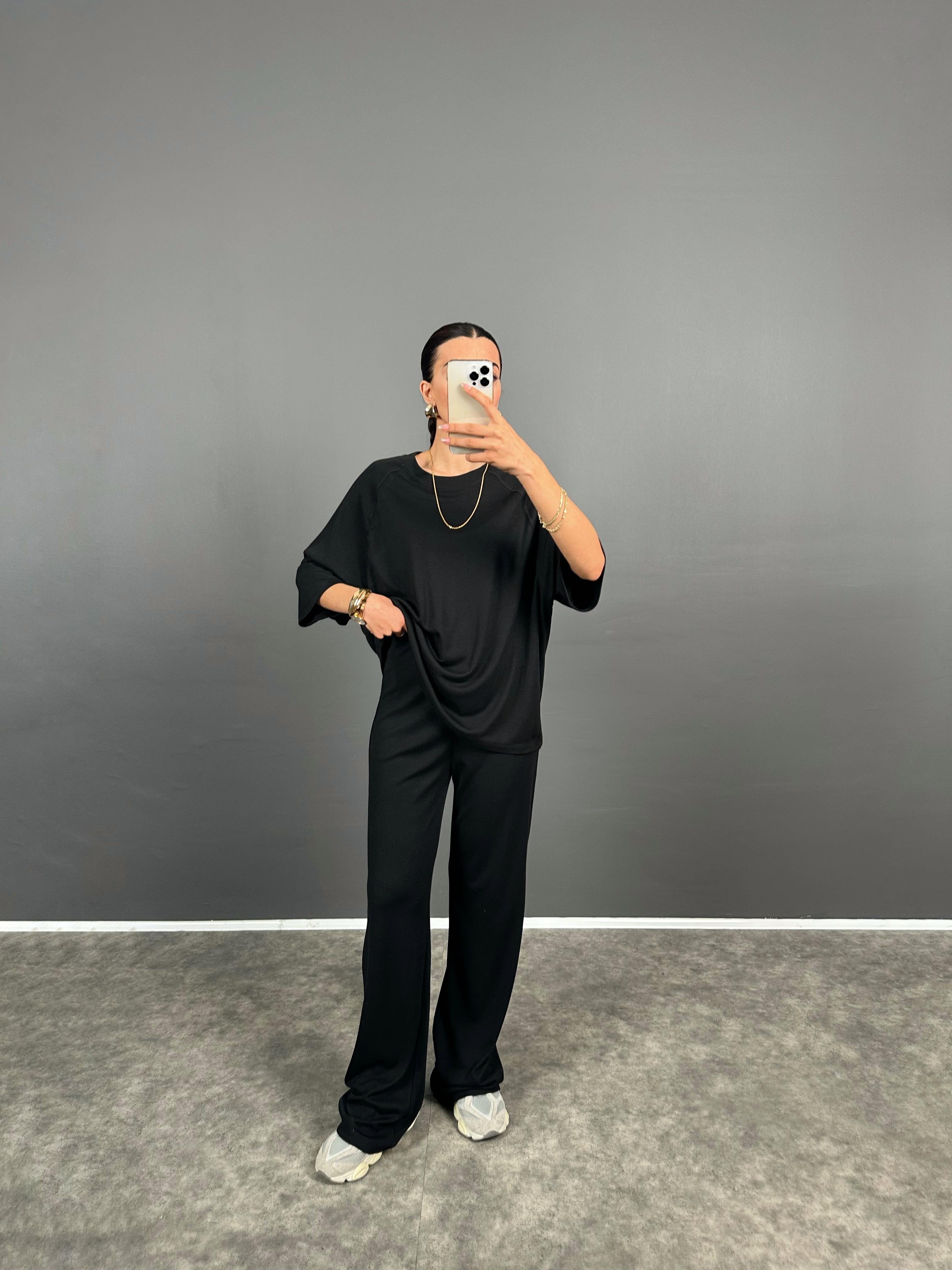 Siyah Premium Oversize Tshirt Pantolon İkili TakımGausTAKIMGU008527