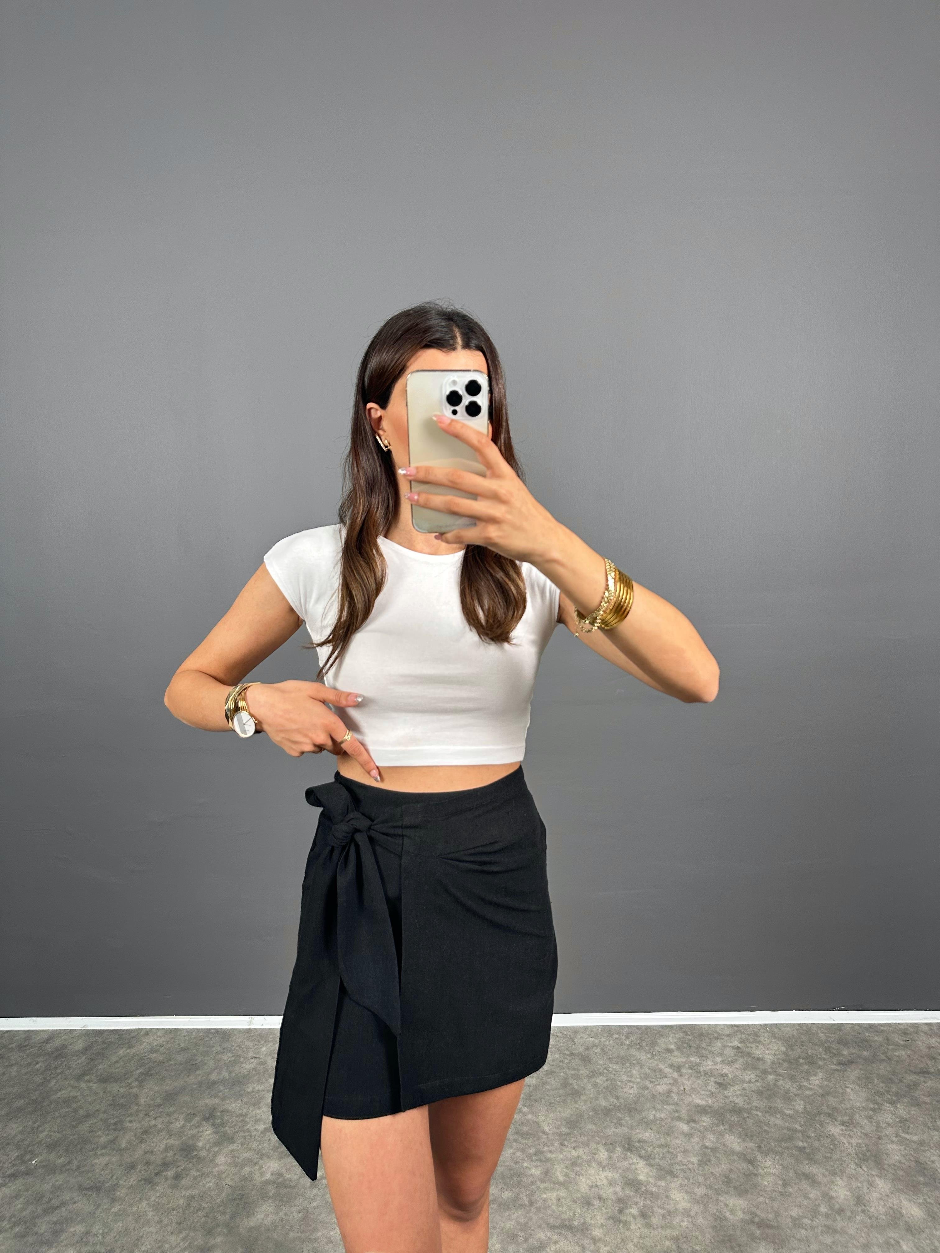 Fatsia Siyah Bağlamalı Mini Keten Etek