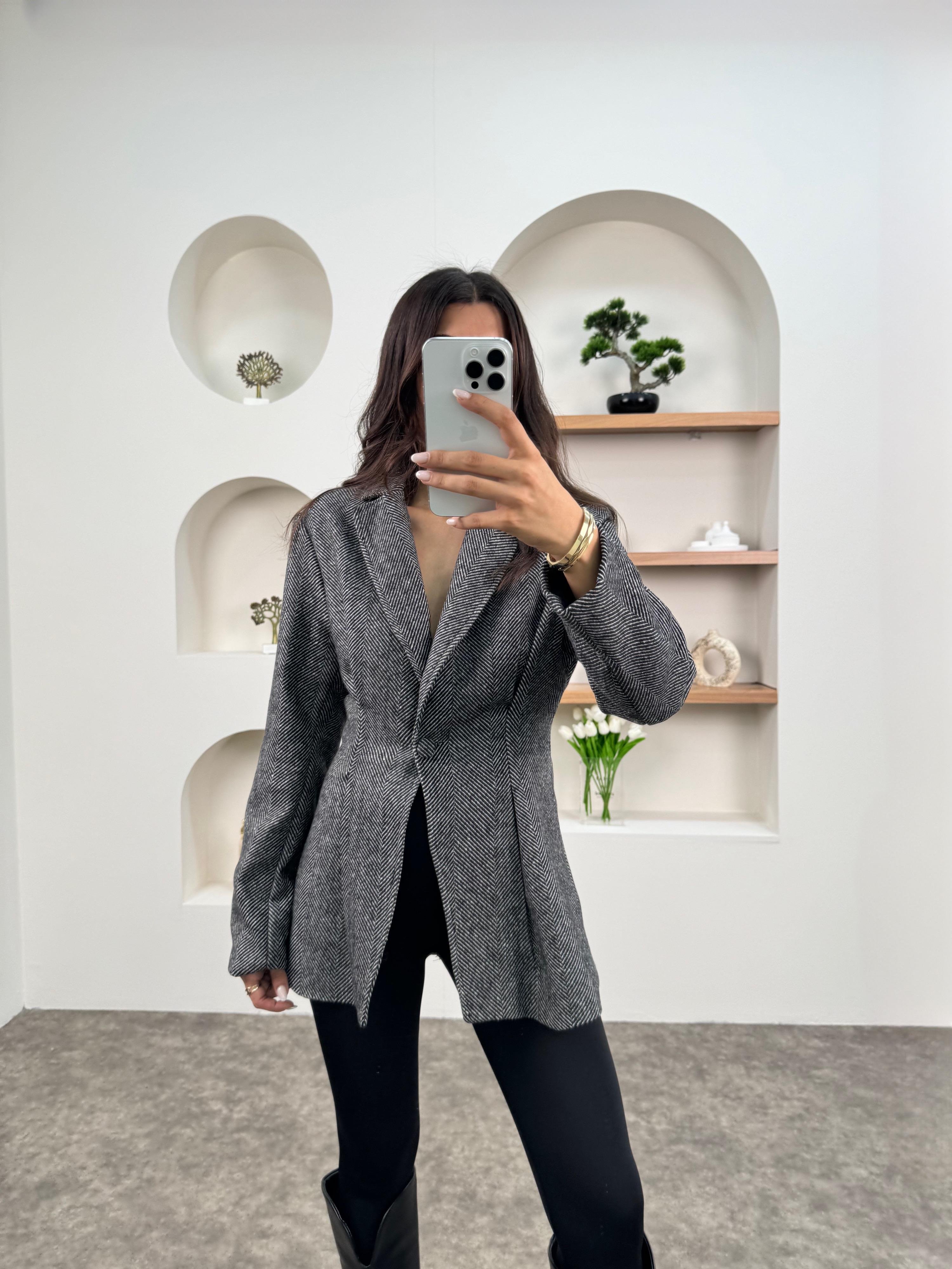Gri Siyah Karışımlı Balıksırtı Belden Oturmalı Astarlı CeketGausCEKETGU00903413