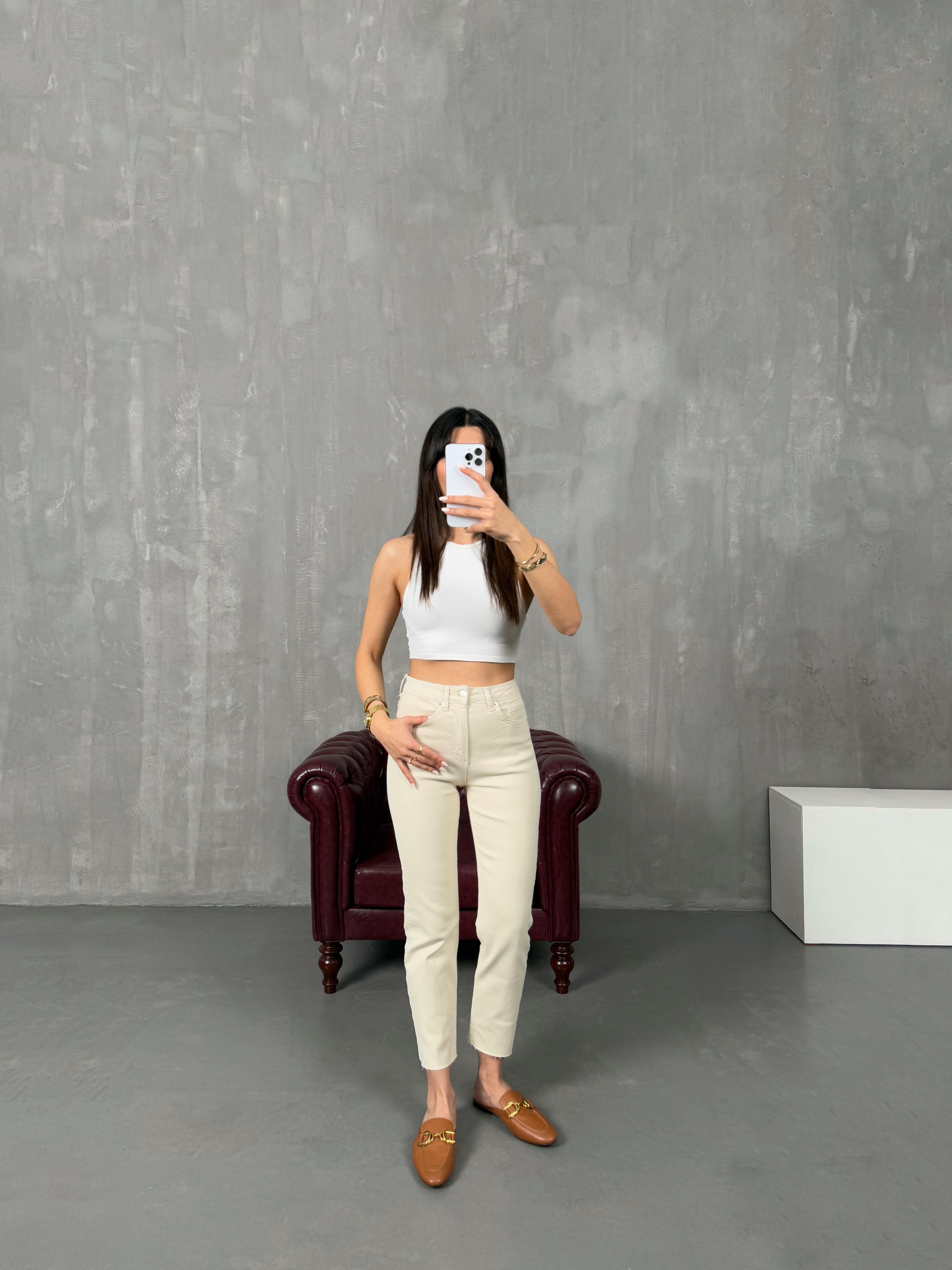 لاستي جينز بساق مقصوصة موديل زد آر لون عظمي