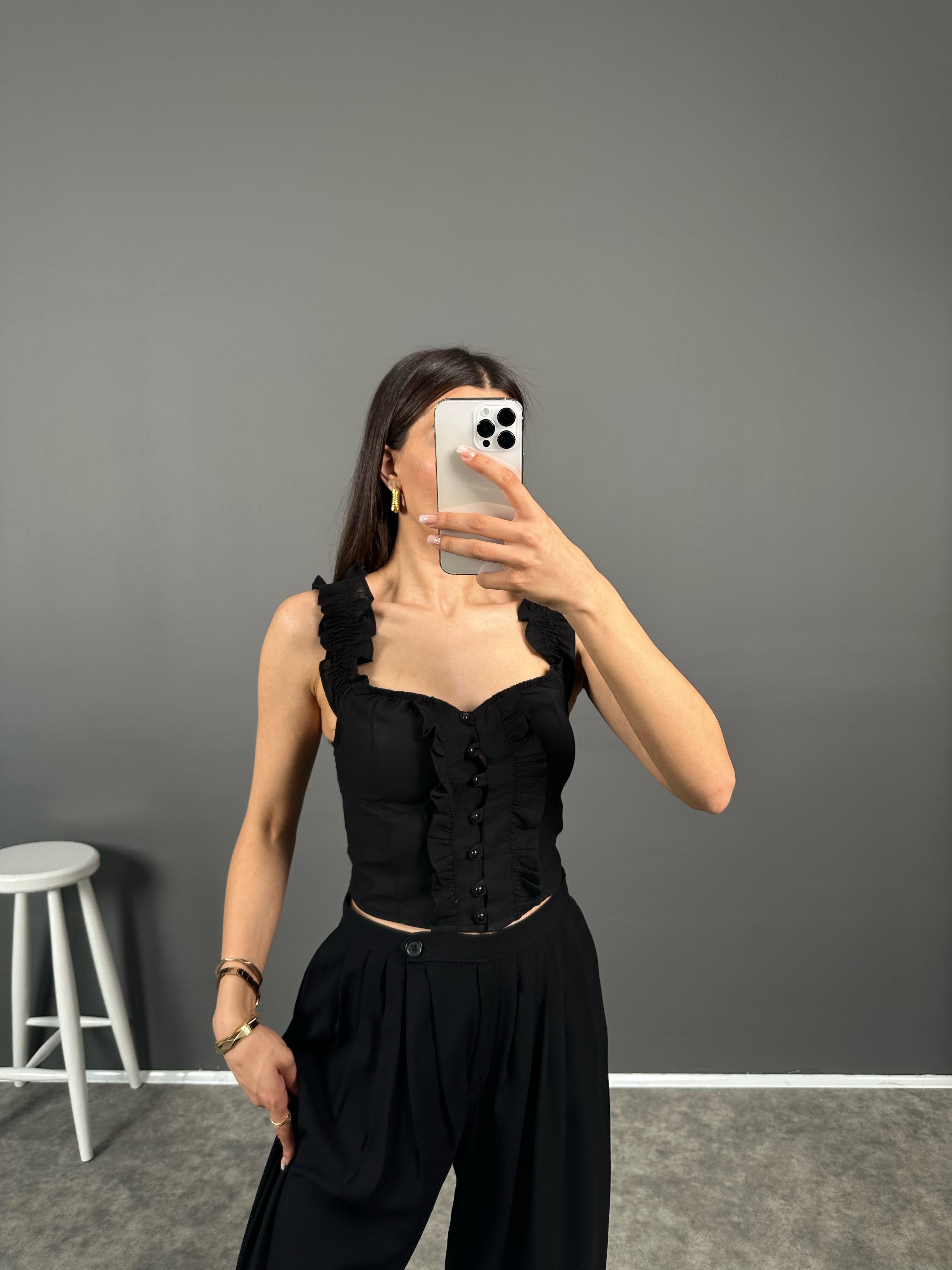 Varro Siyah İnci Detaylı Crop