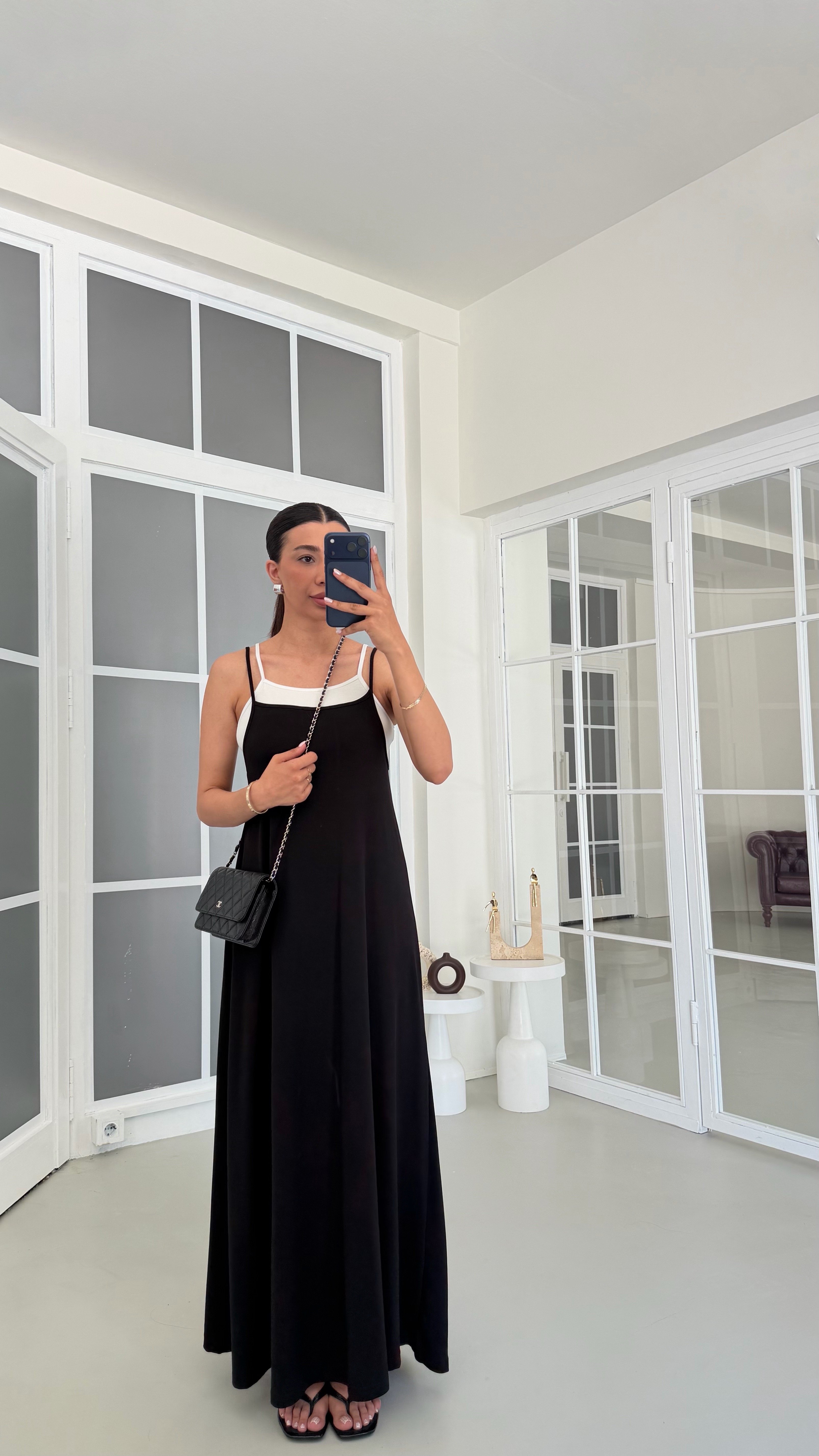 Siyah Atlet Detaylı Tasarım Elbise GAUS-01737GAUSELBİSEGAUS-01737