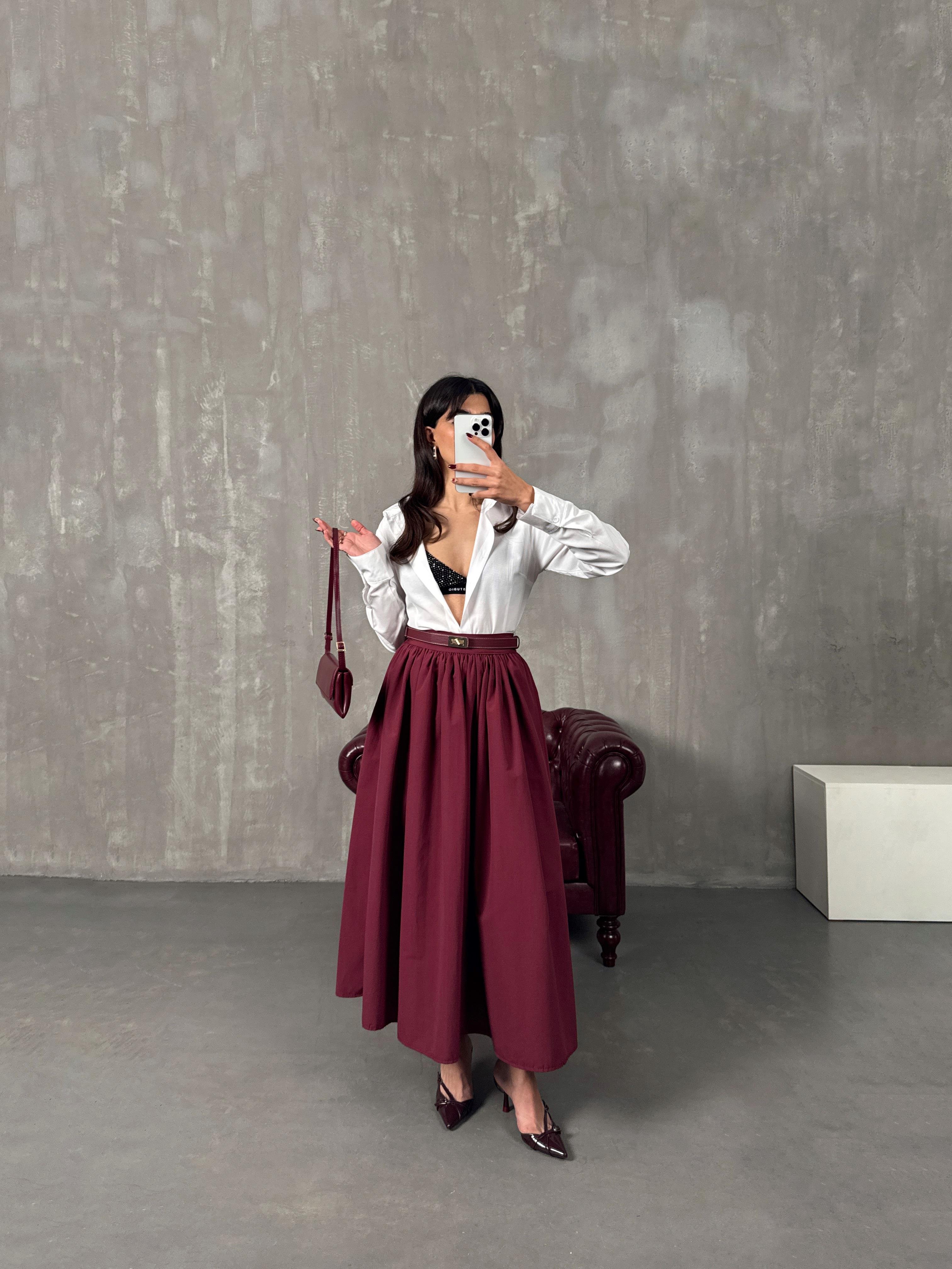 وويا تنورة لون بوردو طويلة بالون أميرة