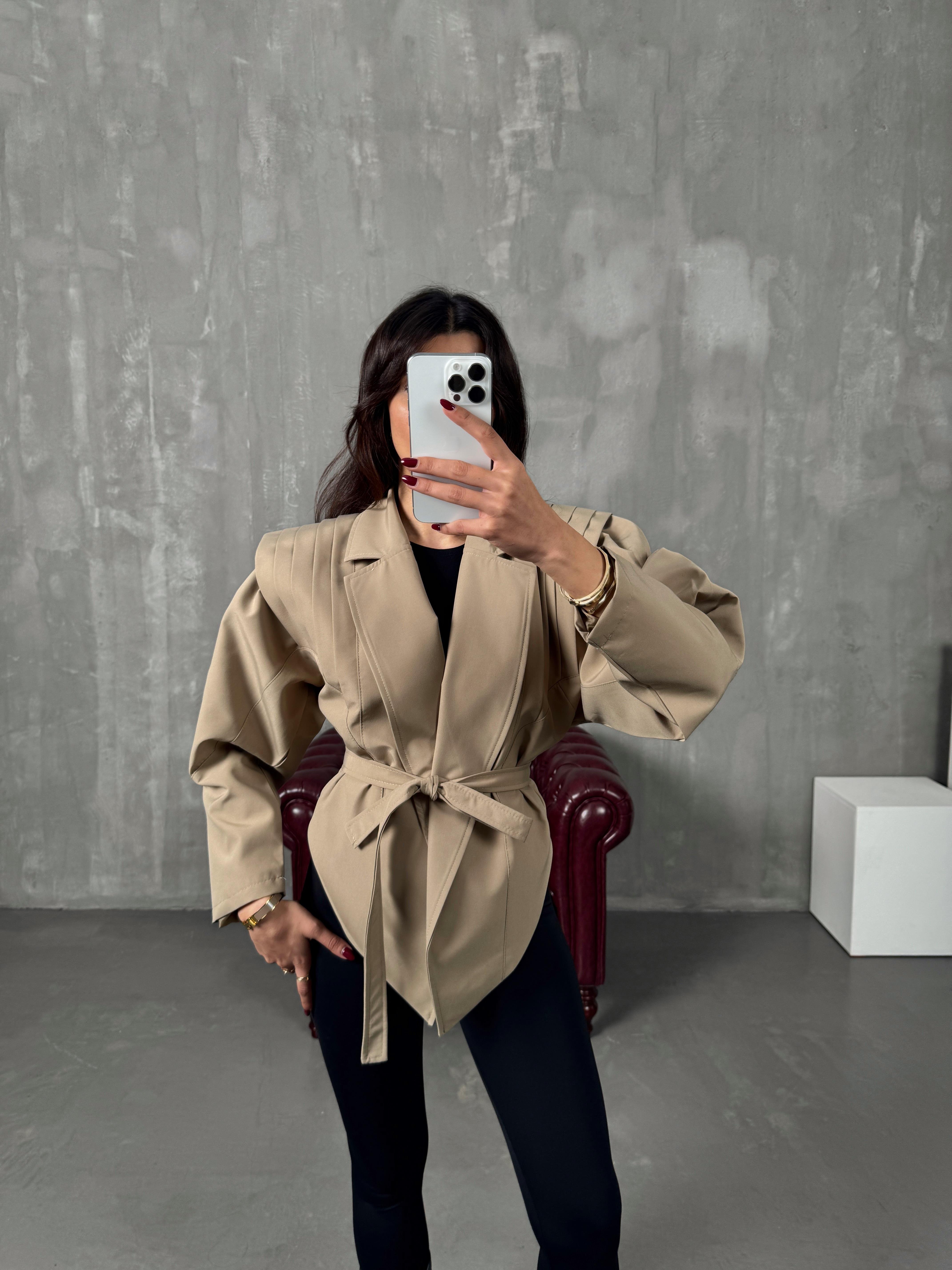 Meggy Vizon Kuşaklı Astarlı Tasarım CeketGausCEKETGU00904039