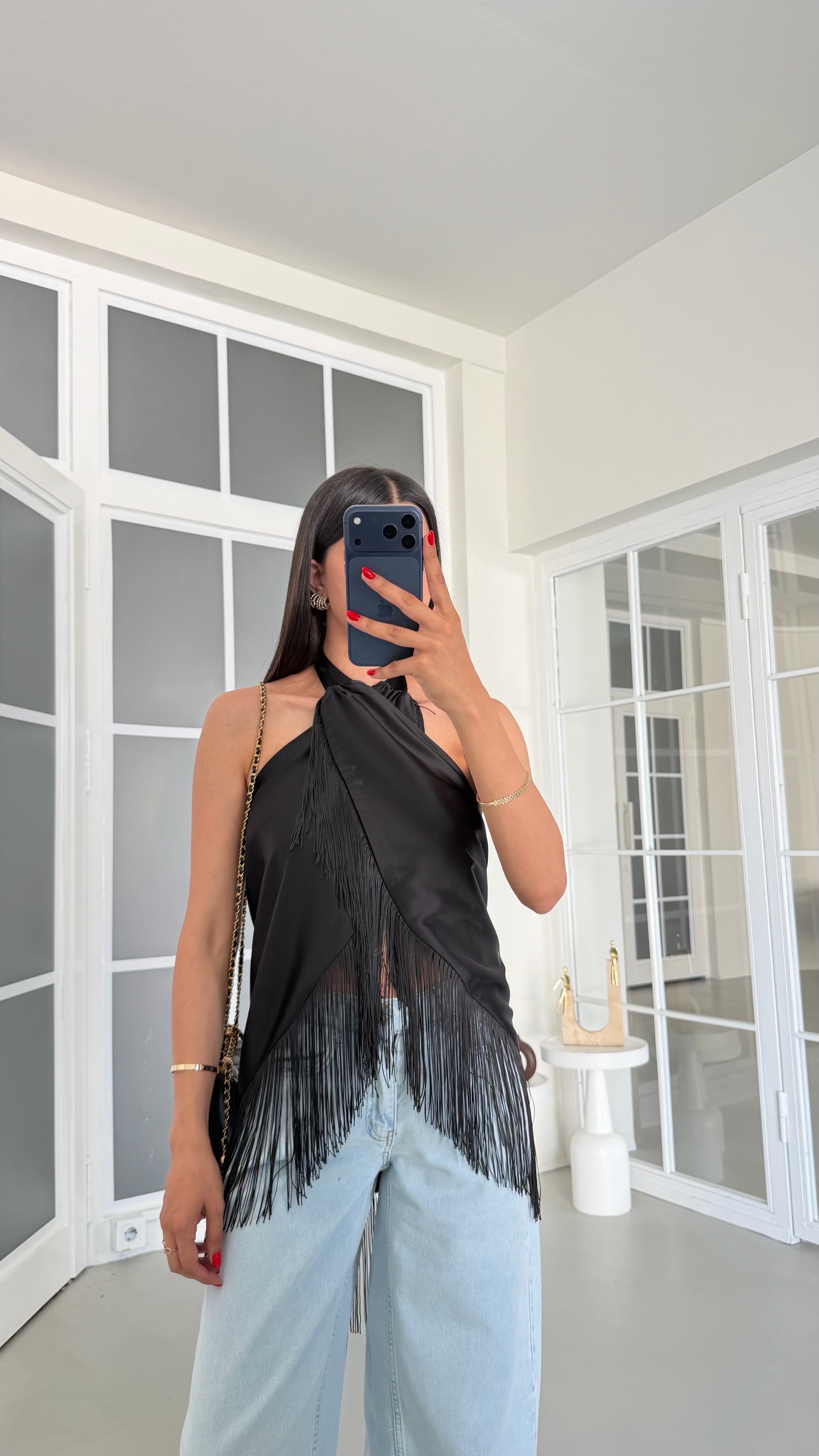 Siyah Boyundan Bağlamalı Püsküllü Saten Bluz GAUS-01818GAUSBlouseGAUS-01818