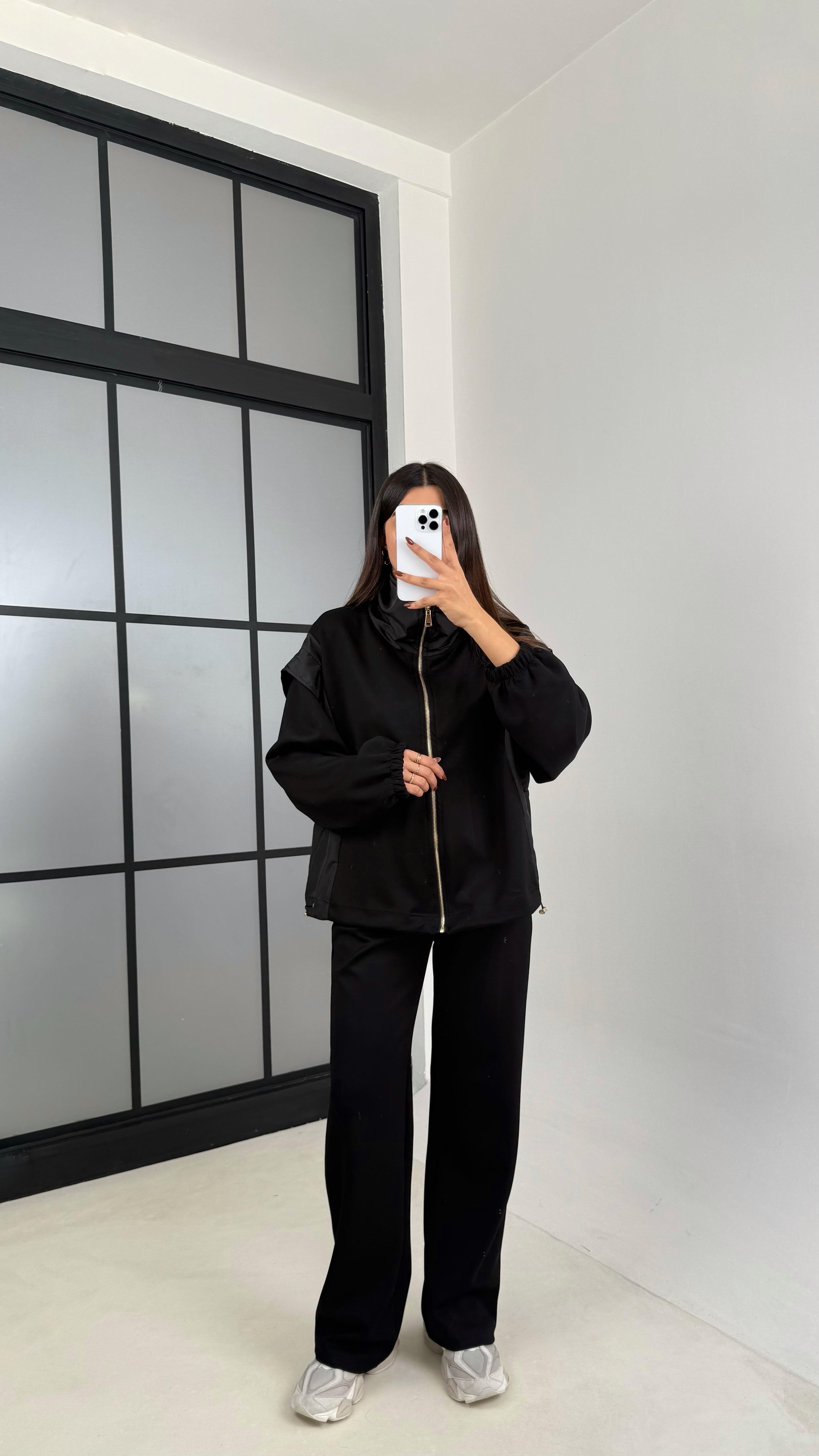 Siyah Paraşüt Kumaş Detaylı Hırka Pantolon İkili Modal Kumaş Takım GAUS-00209GAUSTAKIMGAUS-00209