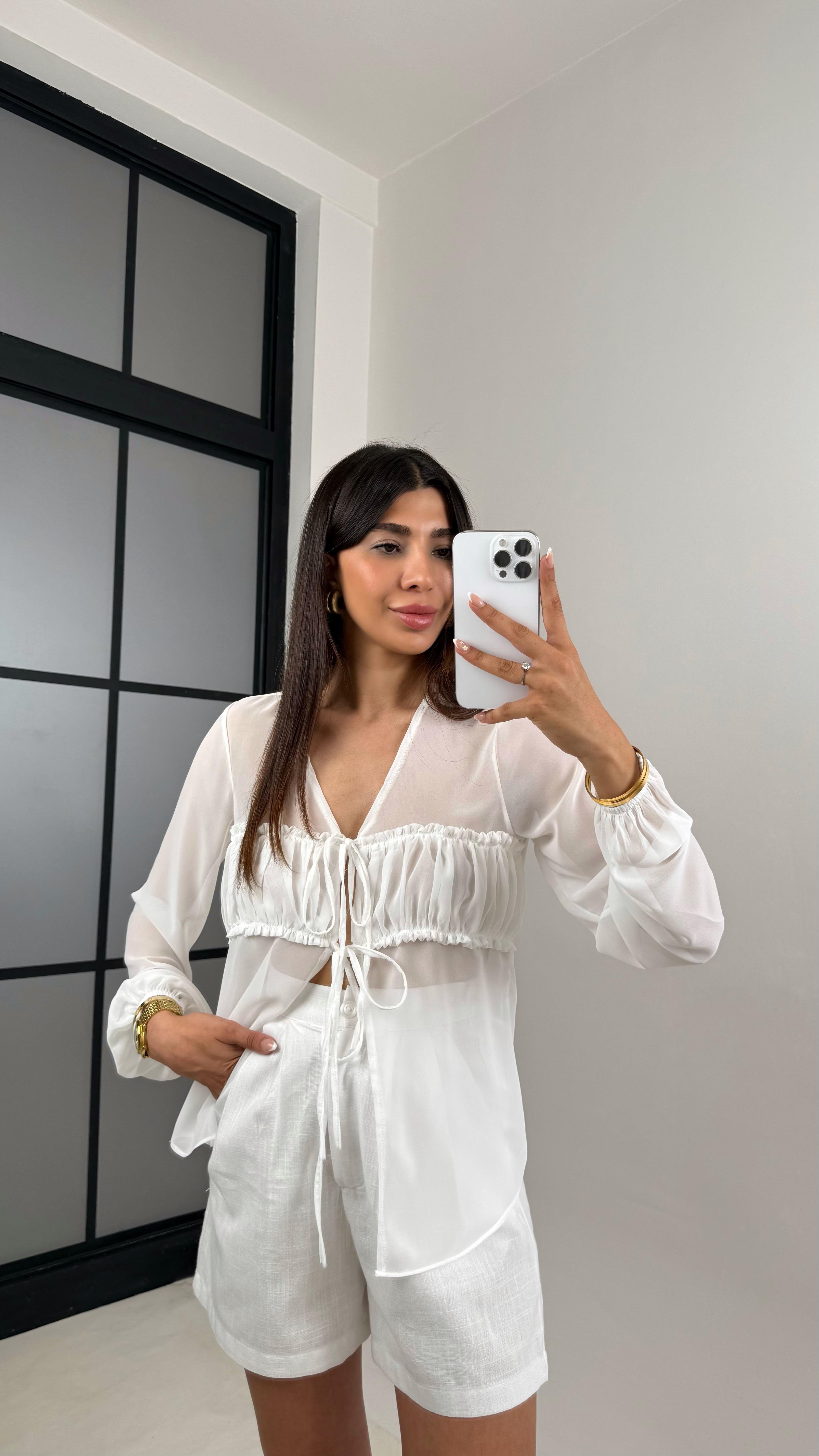 Beyaz Önü Bağlamalı Transparan Gömlek Keten Şort Takım Gaus00615GausTAKIMGU1002439