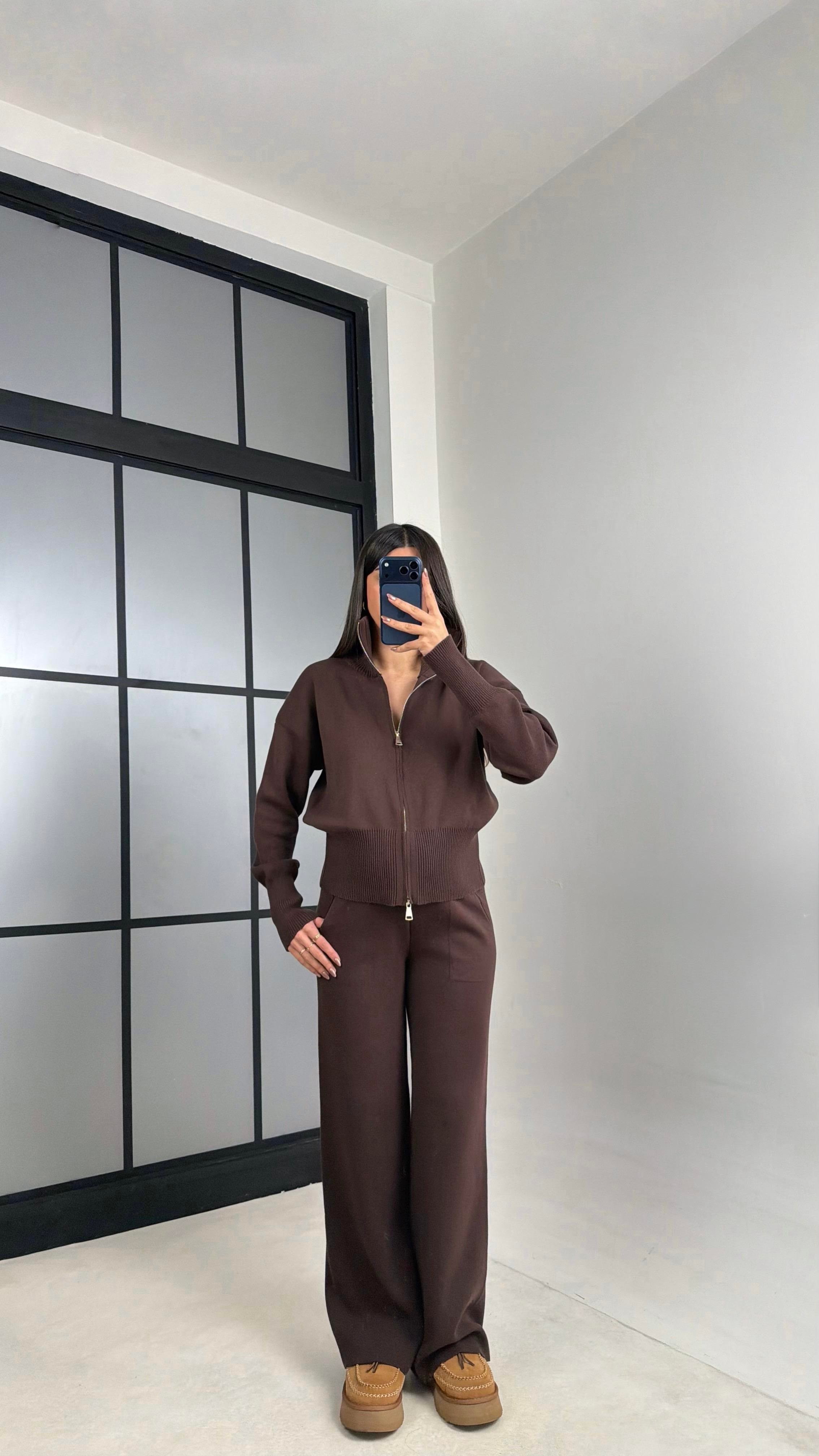 Acı Kahve Çift Fermuarlı Hırka Beli Lastikli Pantolon Triko Takım GAUS-01090GAUSTAKIMGAUS-01090