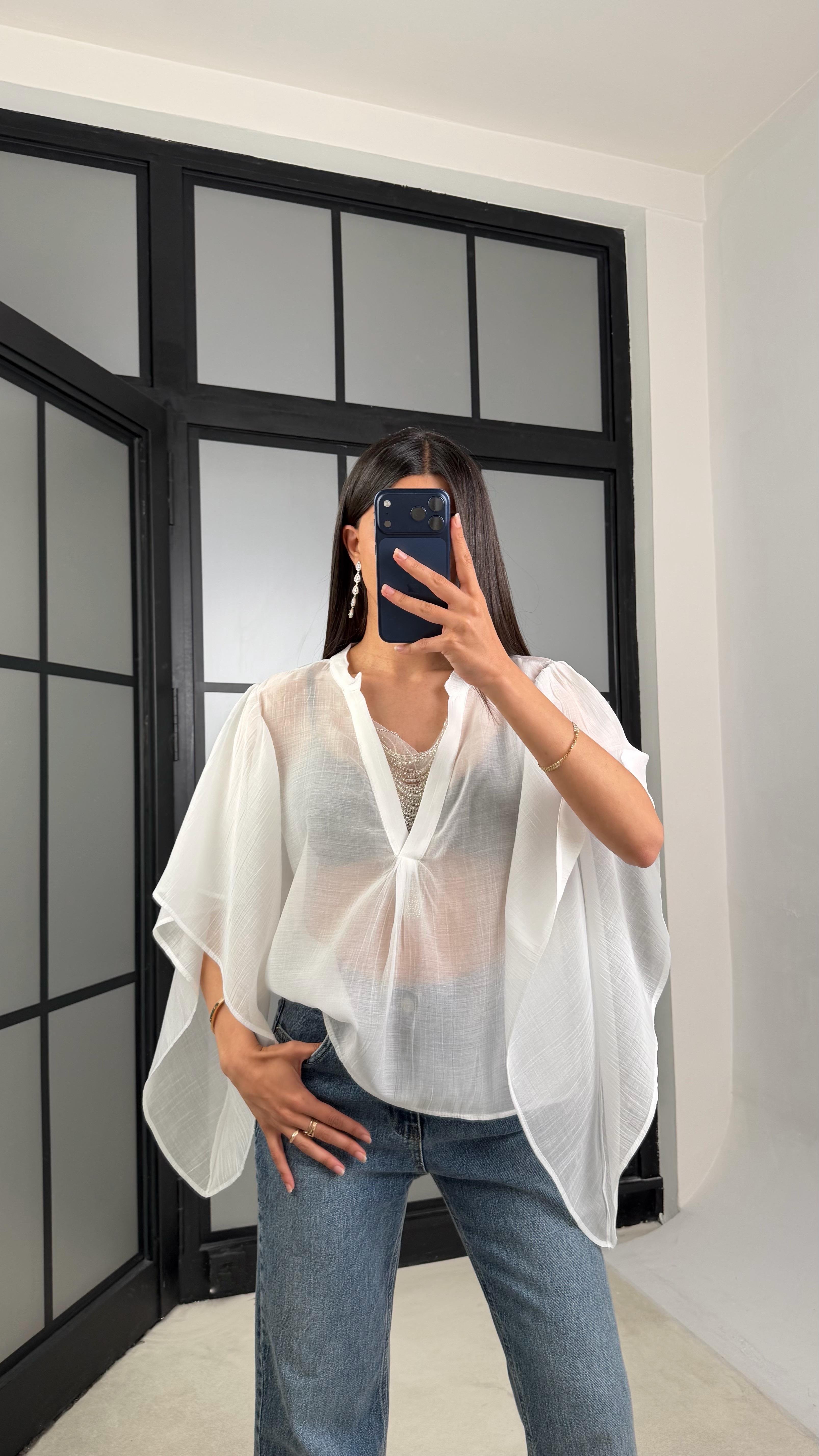 Beyaz Tasarım Taş Detaylı Gömlek GAUS-01541GAUSShirtGAUS-01541