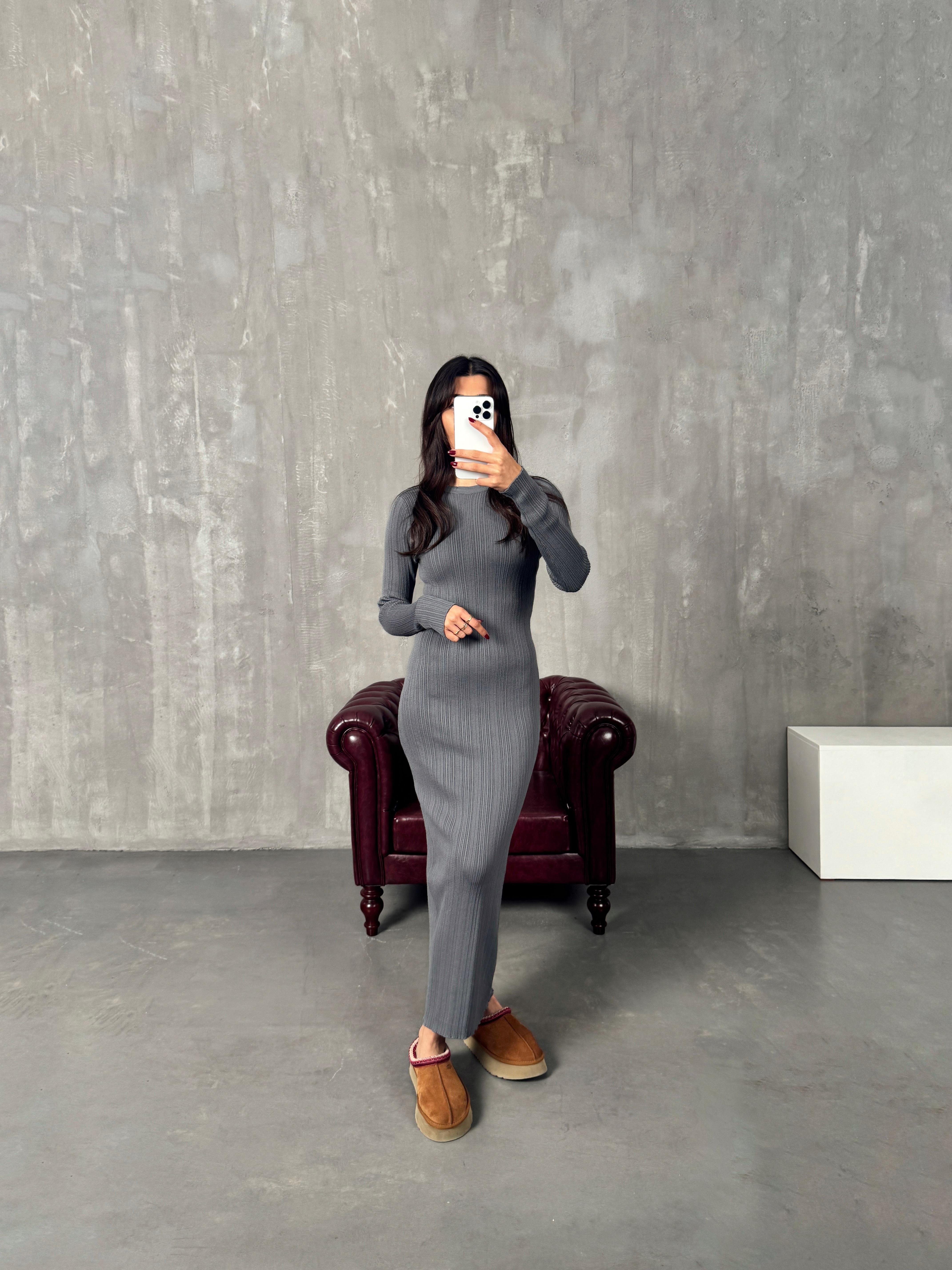 تريف فستان تريكو رمادي