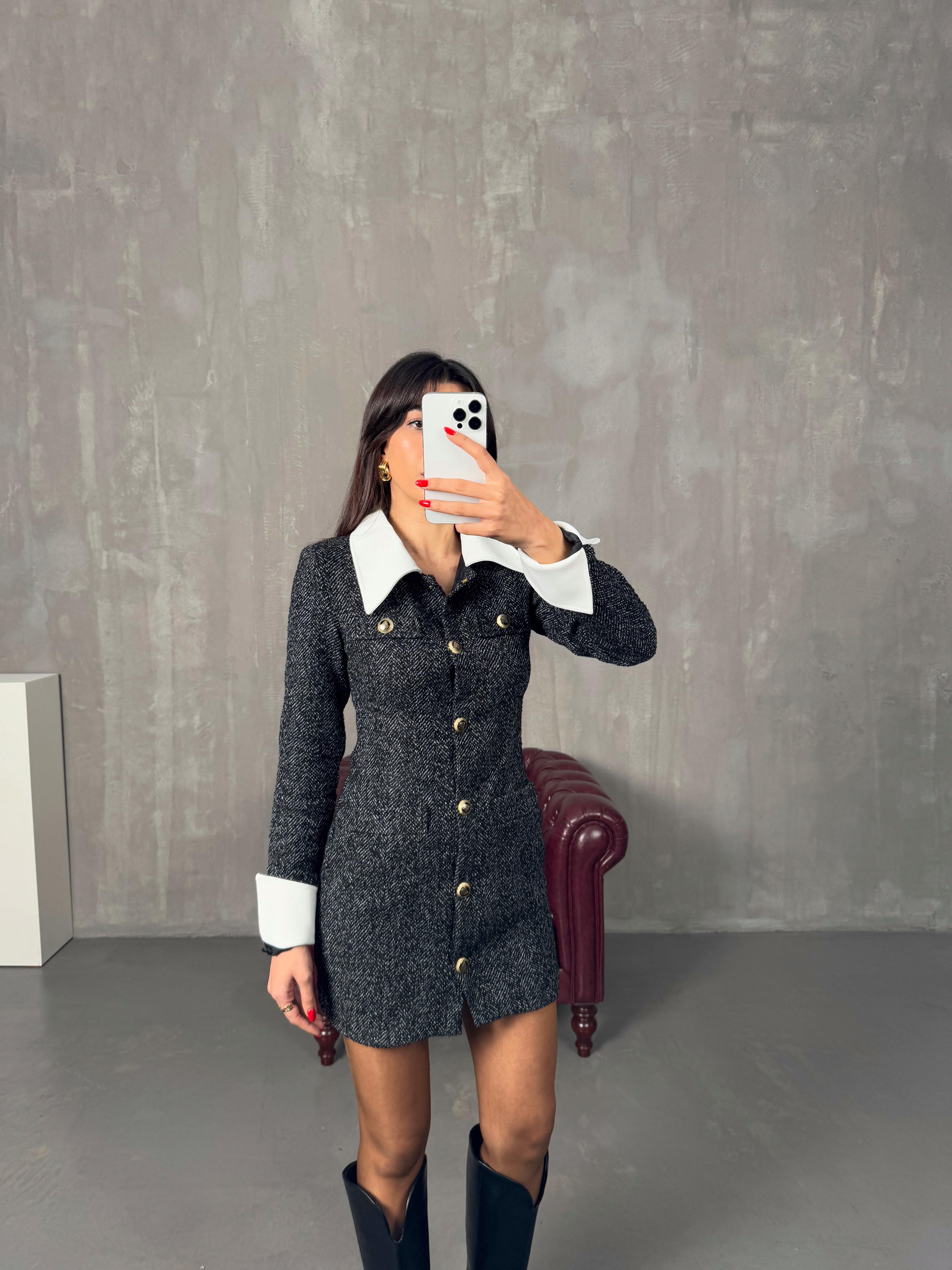 Jasper MD Siyah Düğmeli Kaşe Ceket Elbise