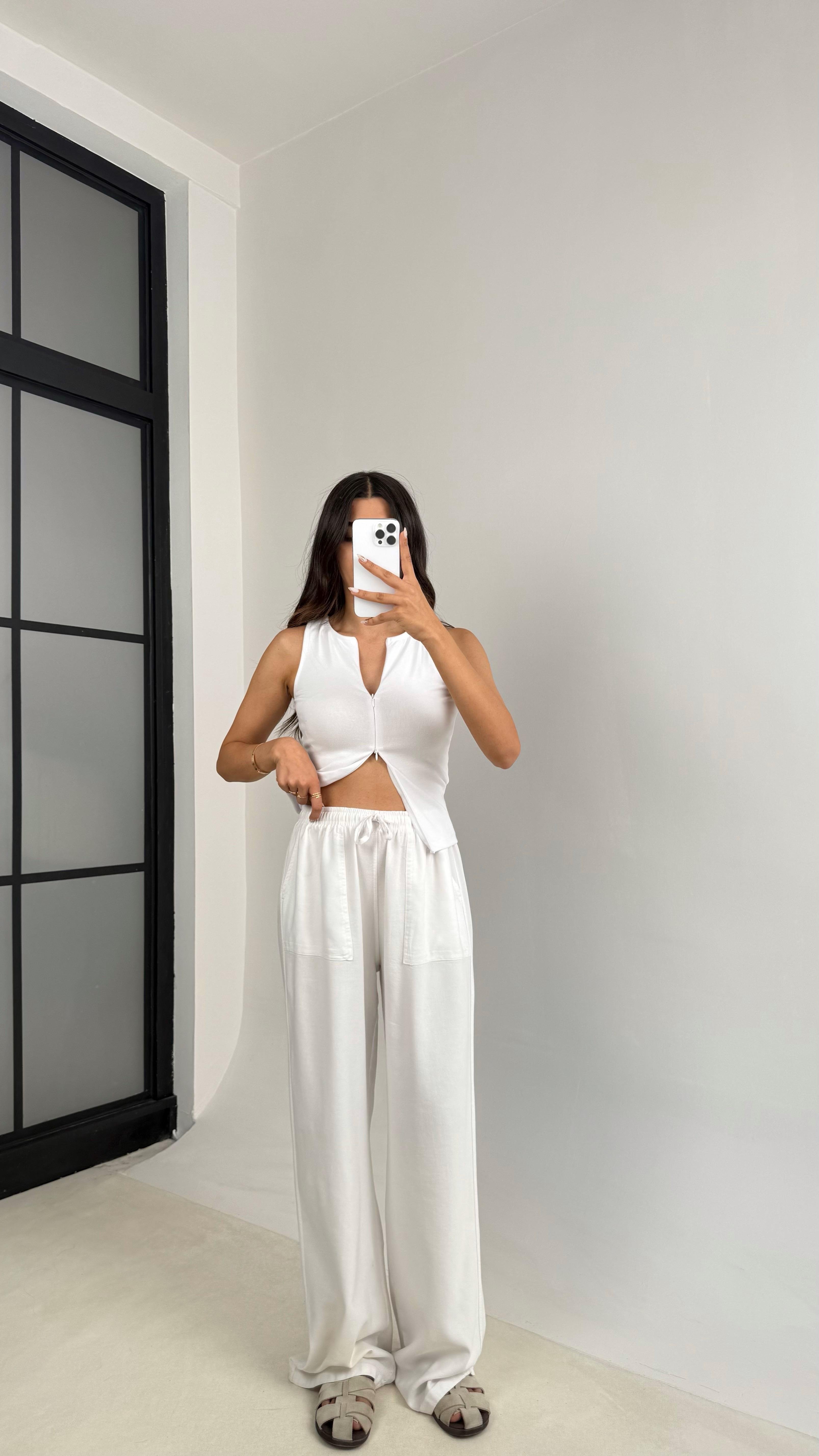 Beyaz Beli Lastikli Cep Detaylı Gabardin Pantolon GAUS-0082GAUSPANTOLONGAUS-0082