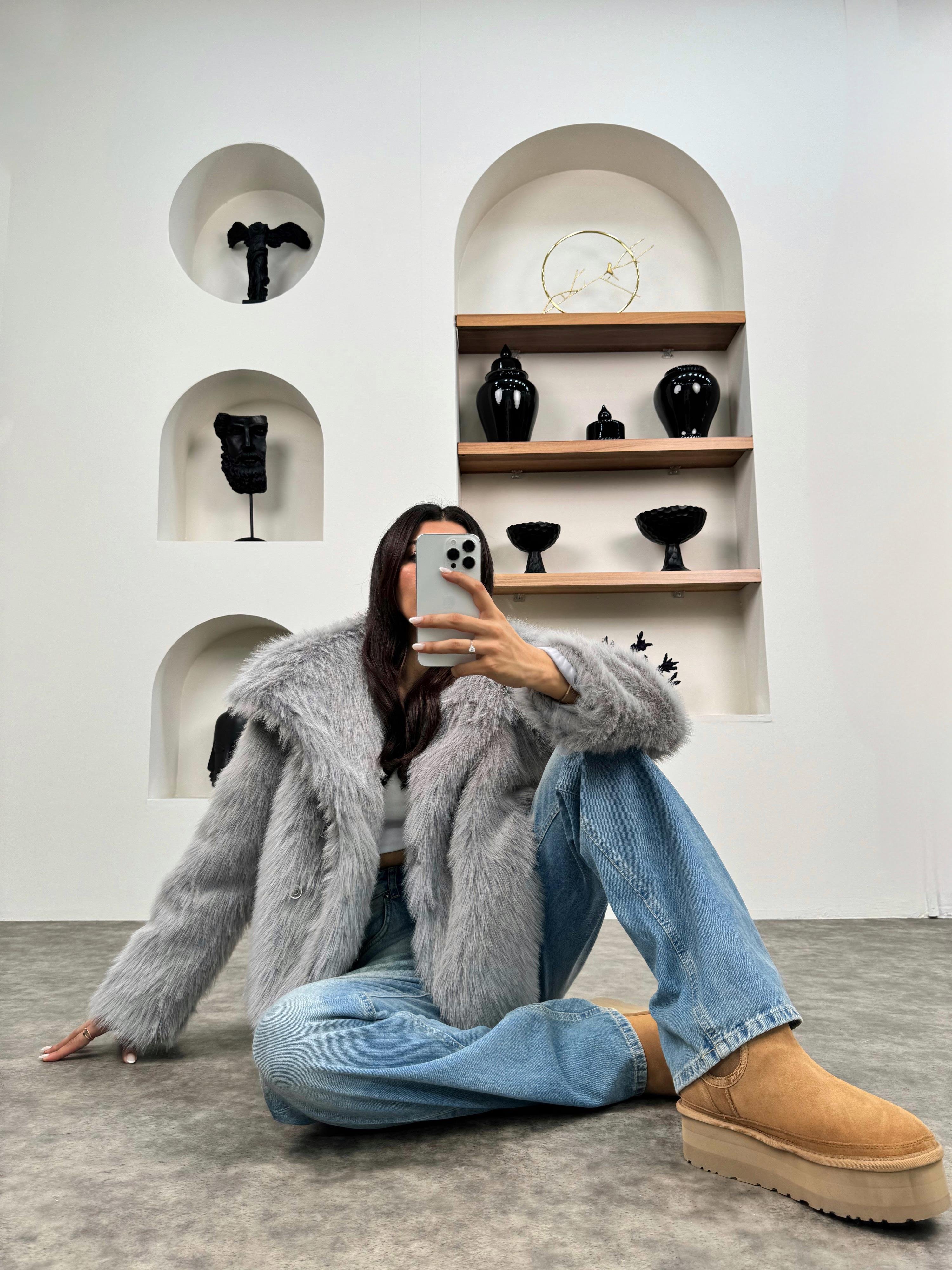 Tesia Gri ZR Muadil Astarlı Kürk