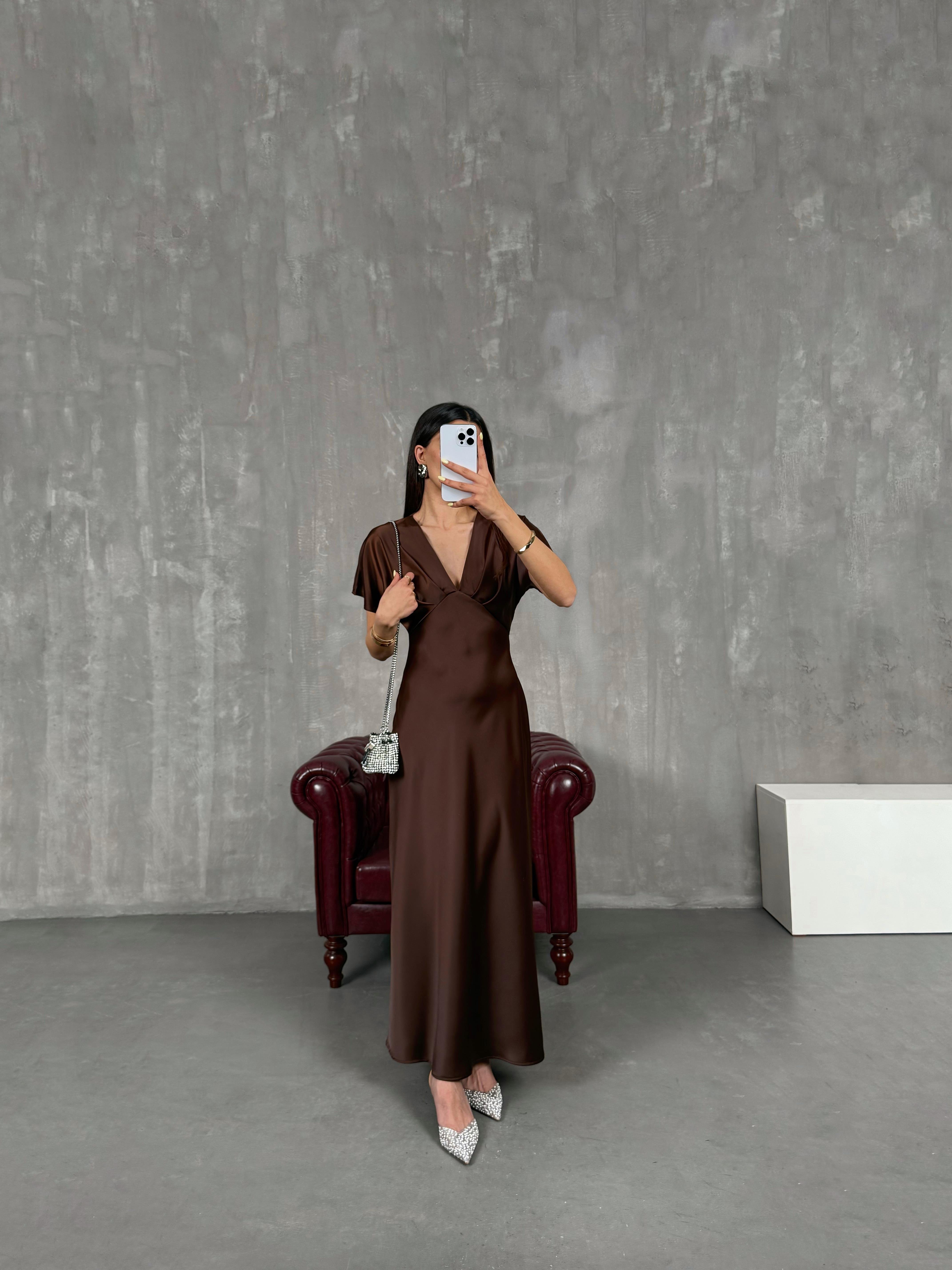 Kahve V Yaka Saten Elbise Gaus00125GausELBİSEGU1001284