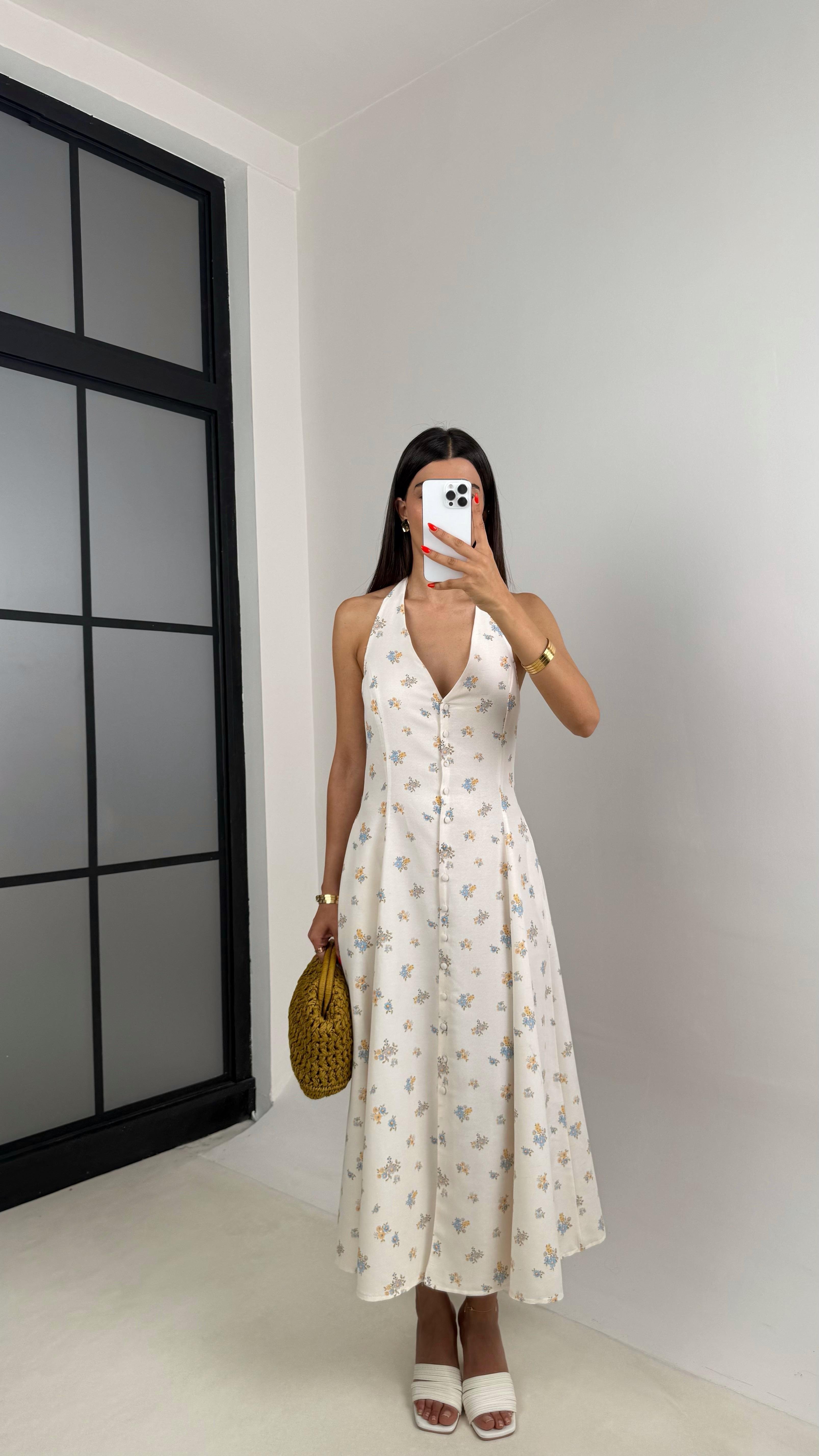 Beyaz Çiçek Desenli Boyundan Bağlamalı Önü Düğmeli Astarlı Keten Elbise GAUS-0019GAUSELBİSEGAUS-0019