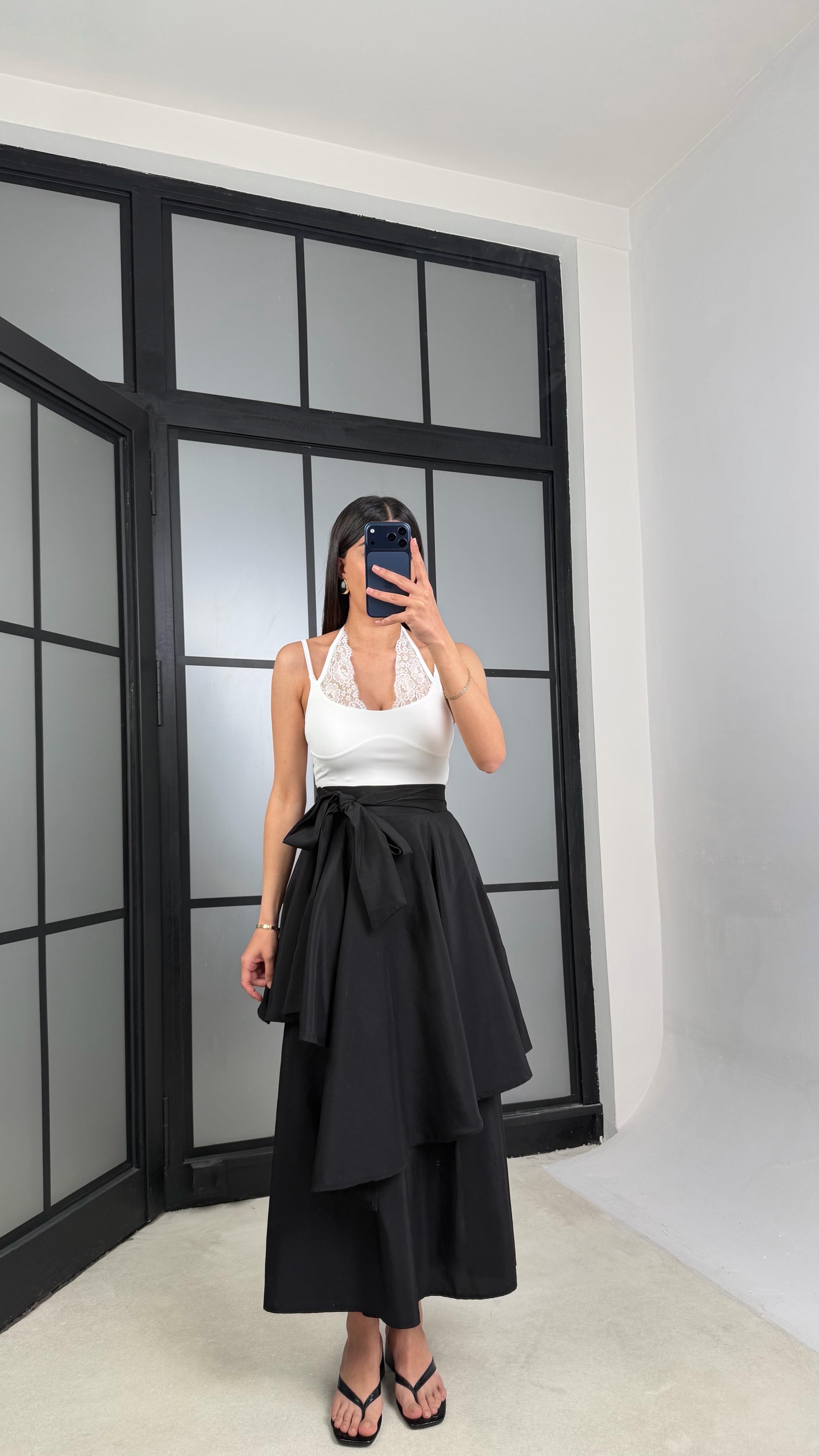 Siyah İthal Tencel Kumaş Tasarım Etek Pantolon GAUS-01412GAUSPANTOLONGAUS-01412
