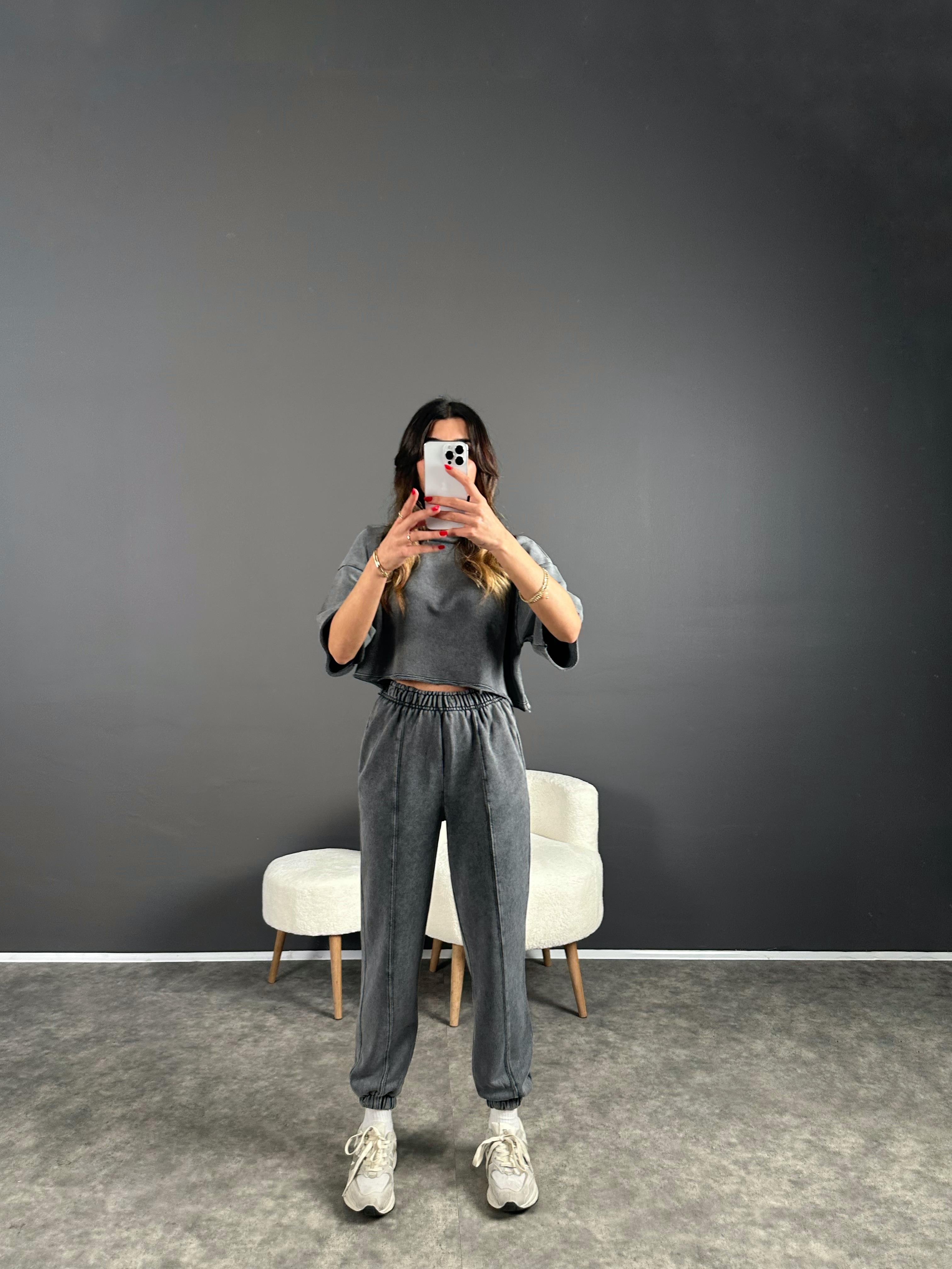 La Eskitme Jogger Pantolon Tshirt İkili Takım GausTAKIMGU004241
