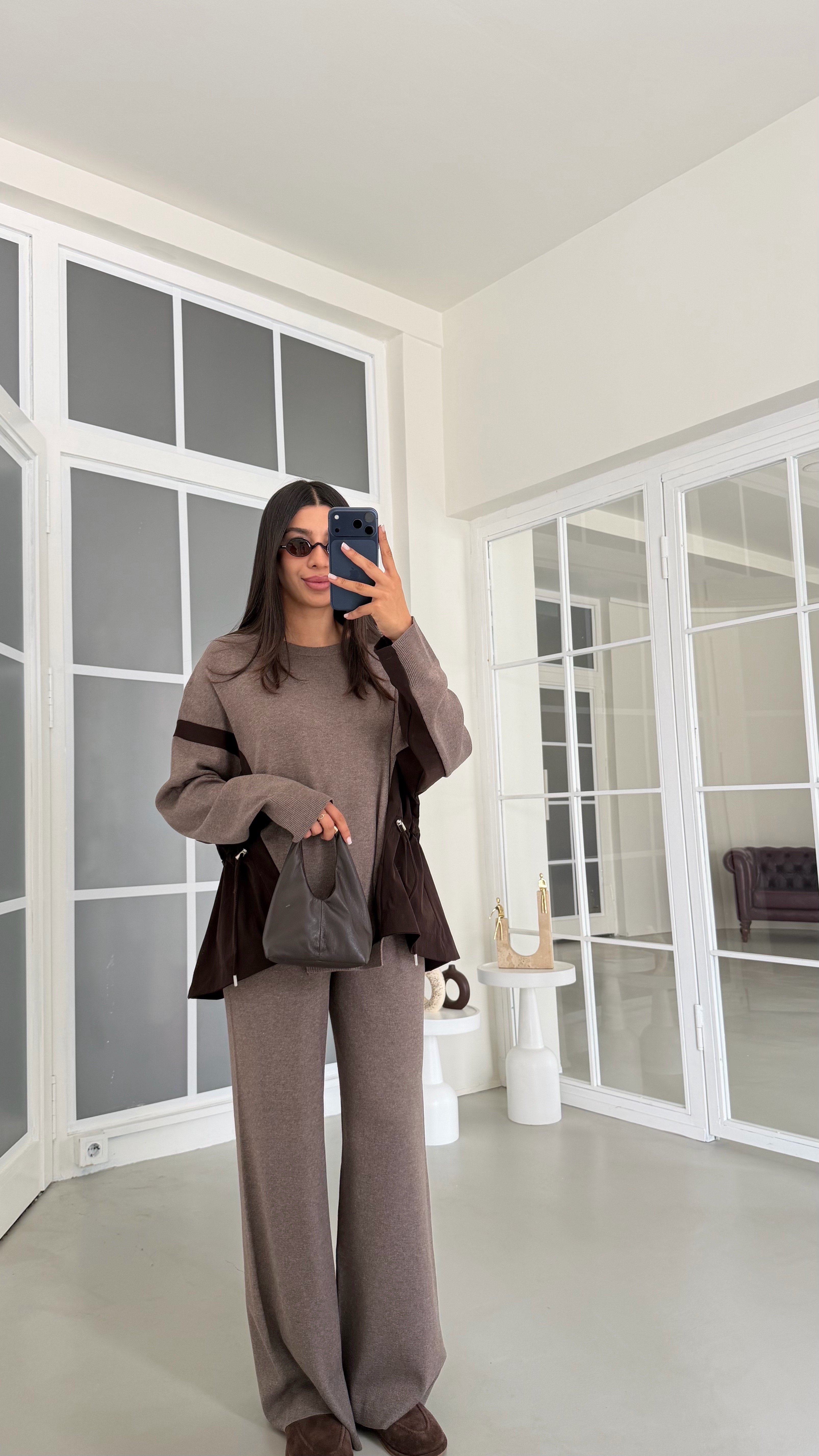 Kahve Paraşüt Kumaş Detaylı Beli Ayarlanabilir Kazak Pantolon İkili Triko Takım GAUS-02075GAUSTAKIMGAUS-02075
