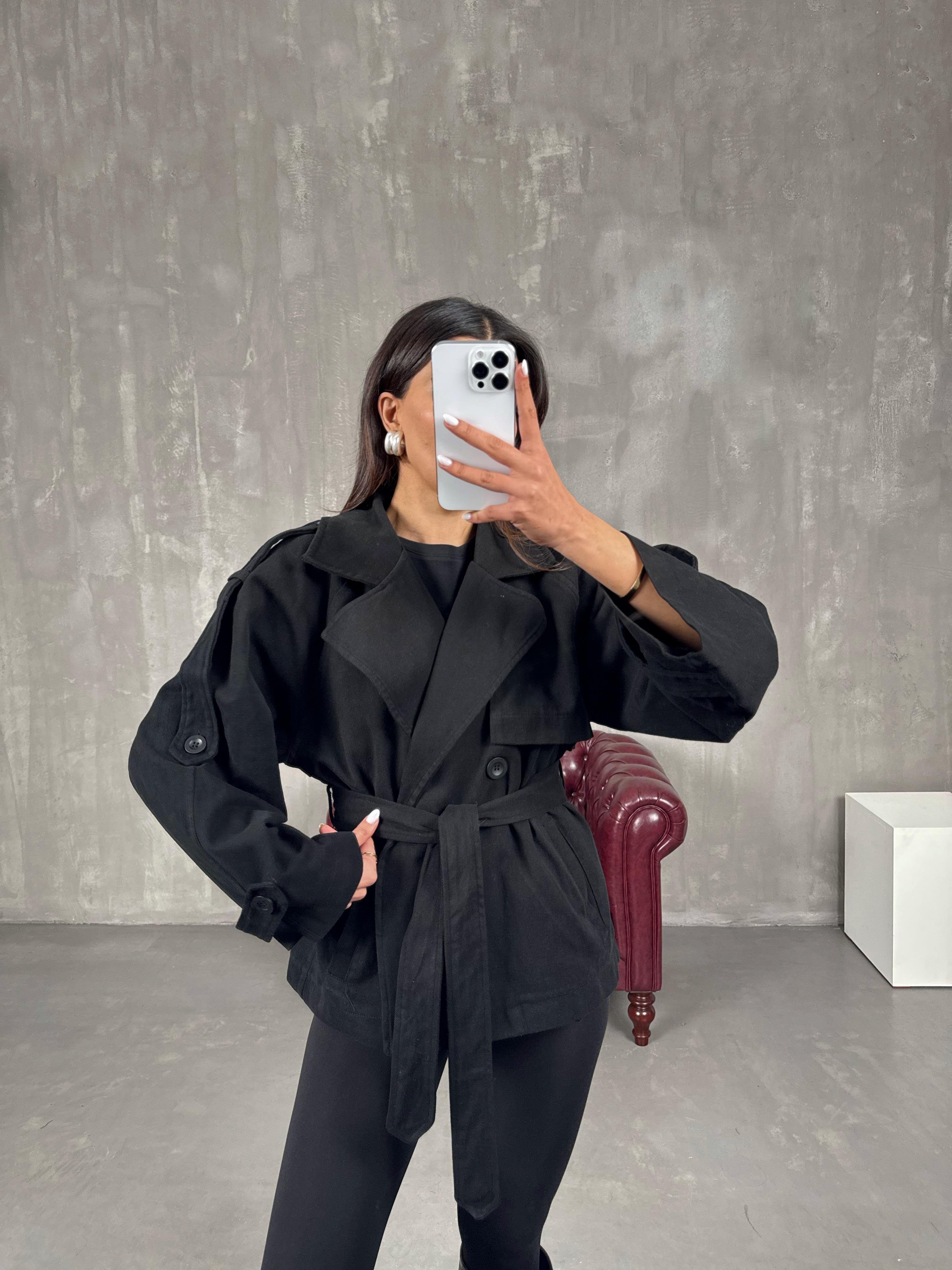 Vegas Siyah Kuşaklı Kısa Gabardin Trençkot