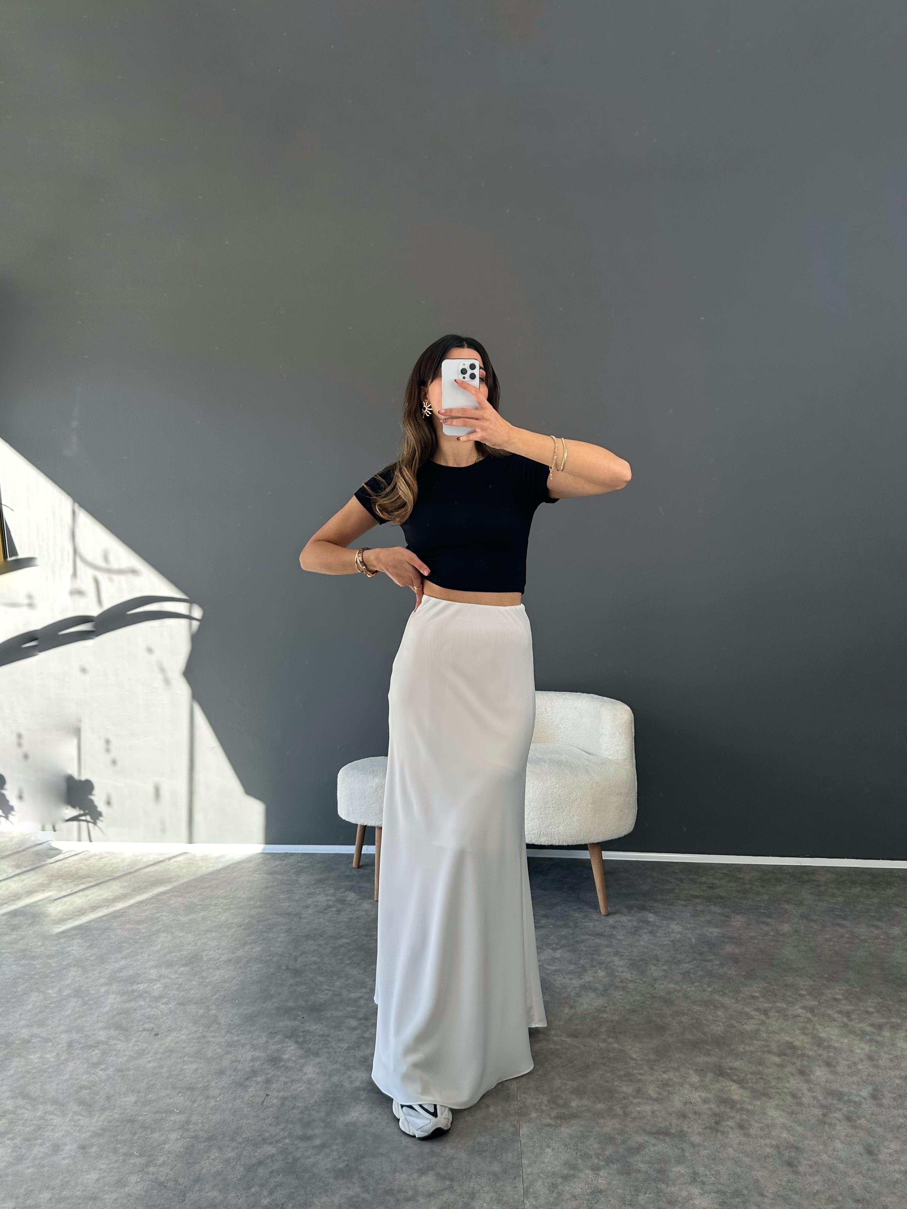 Beyaz Maxi Boy Astarlı Saten Etek 