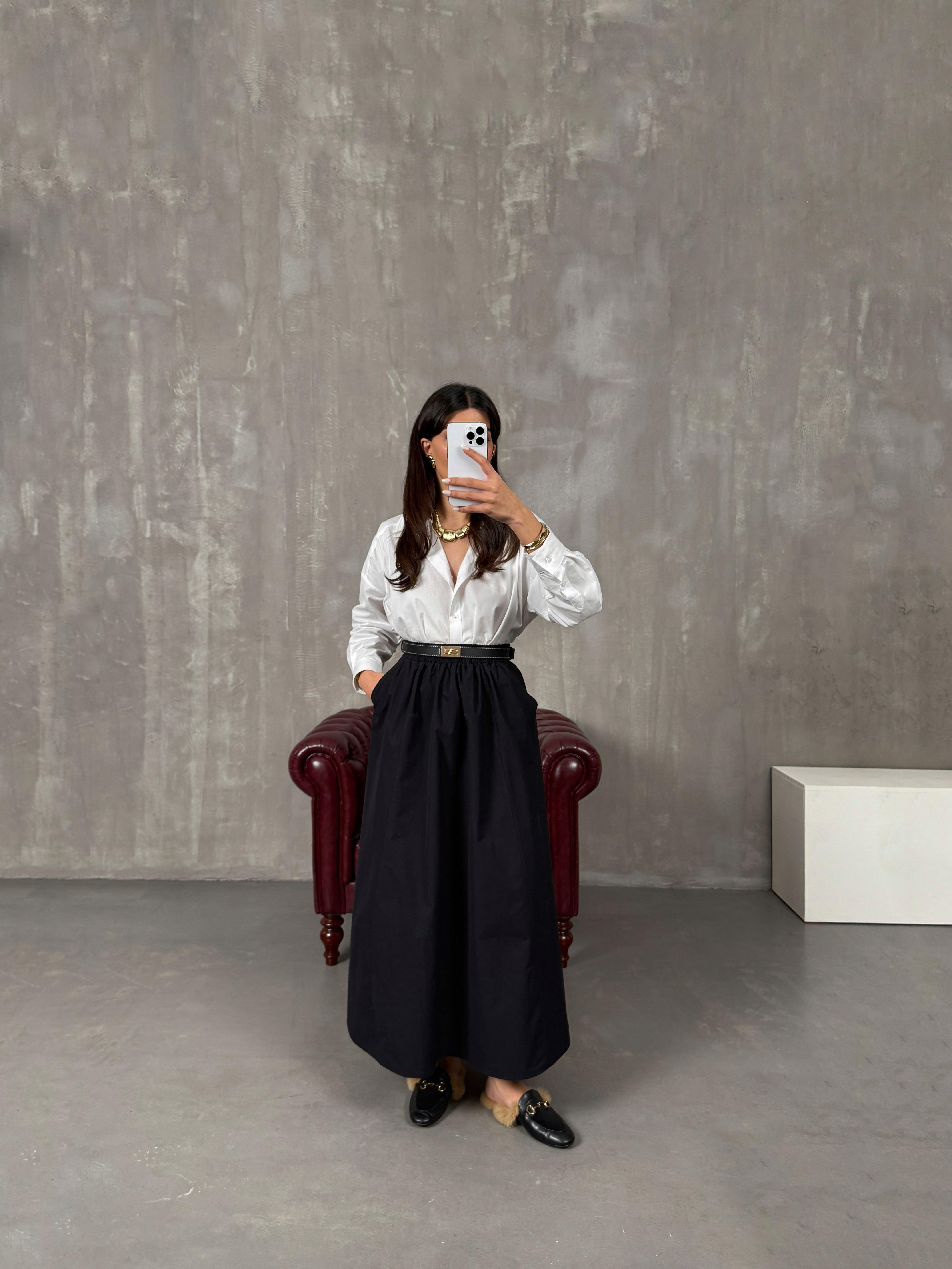 جرايس تنورة قماش بوبلين أسود