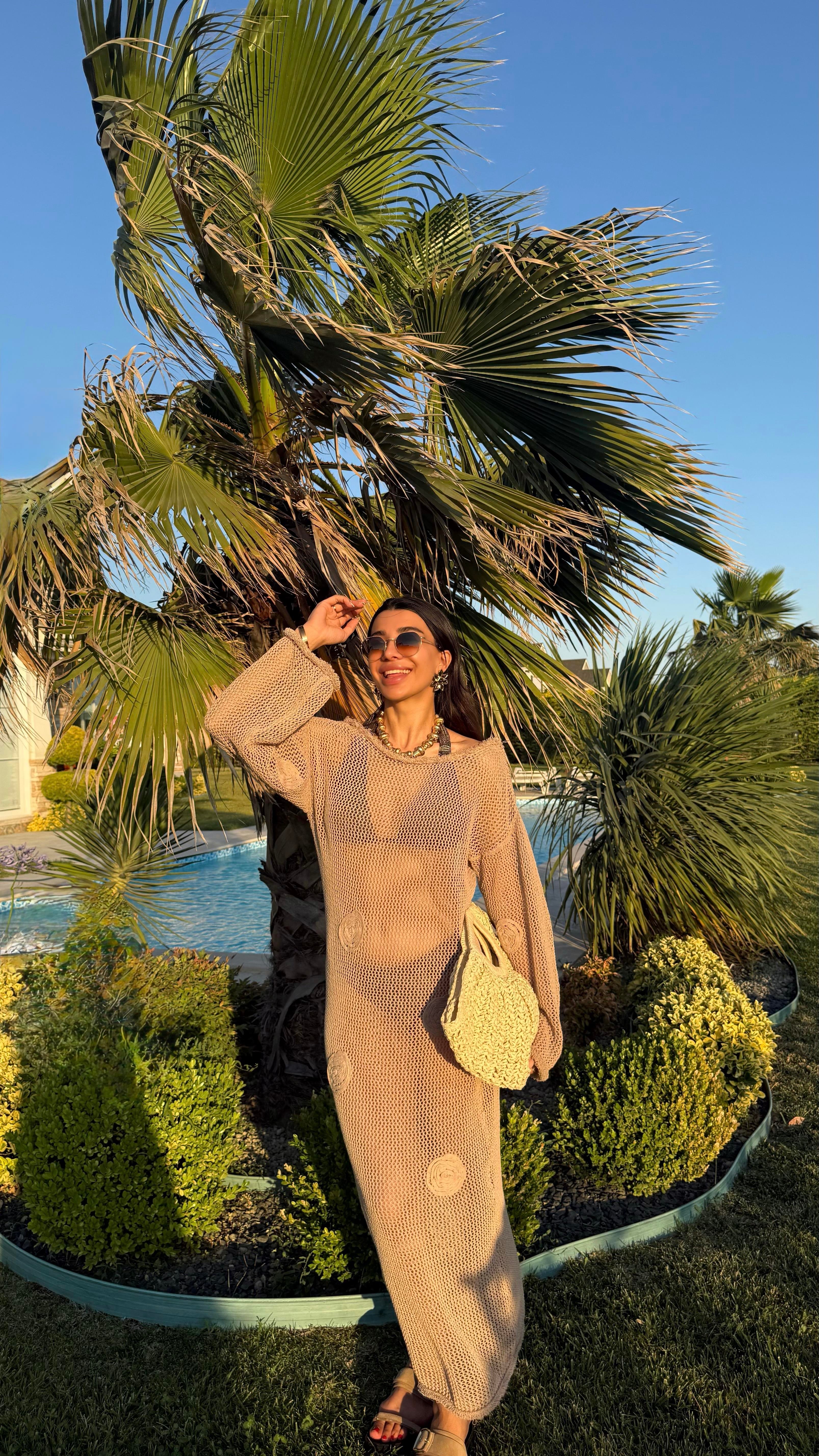 Gül Detaylı Vizon Ajurlu Plaj Elbise Gaus00599GausELBİSEGU1002402