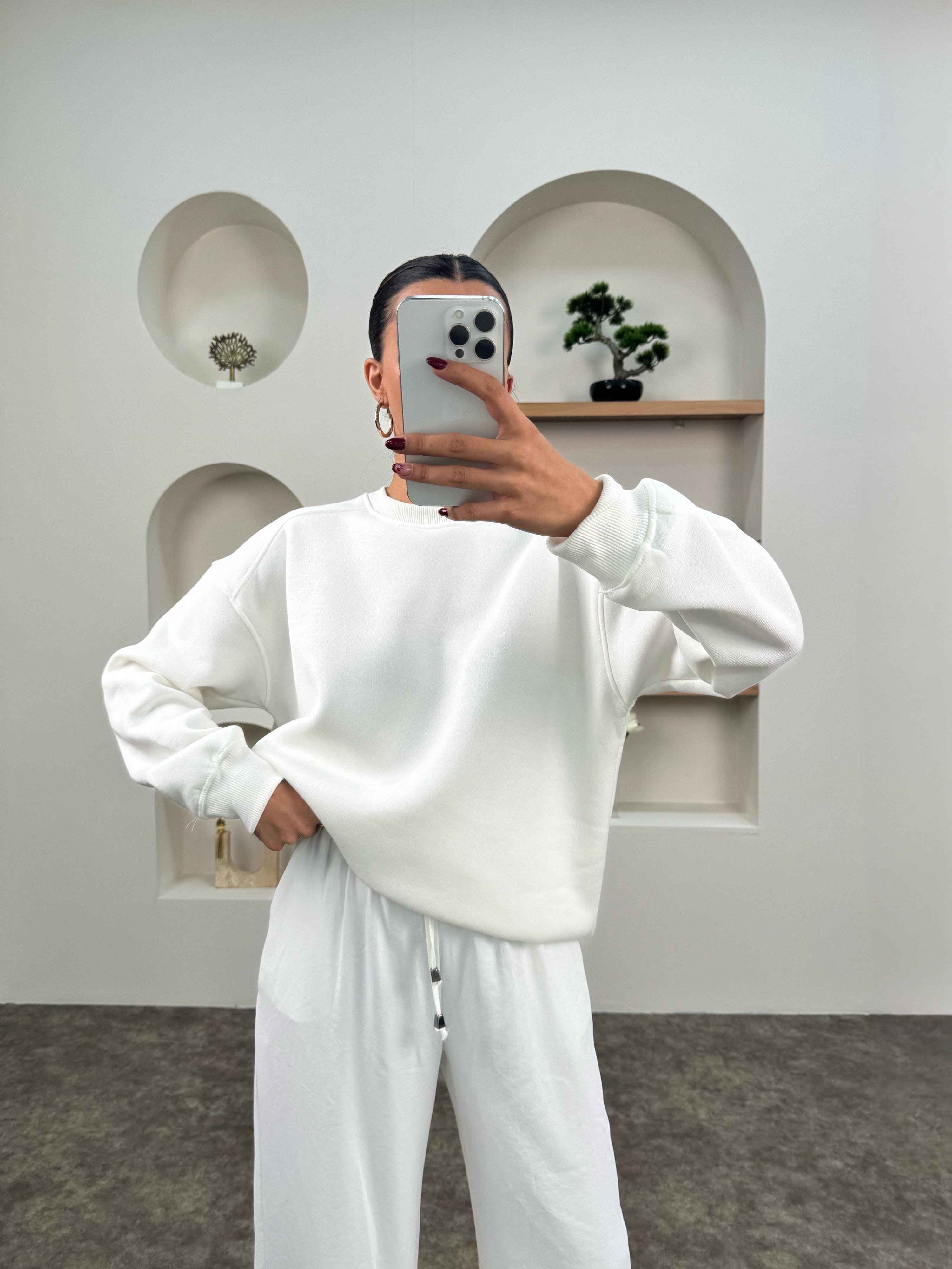 Meksa Beyaz Bisiklet Yaka Şardonlu Sweatshirt