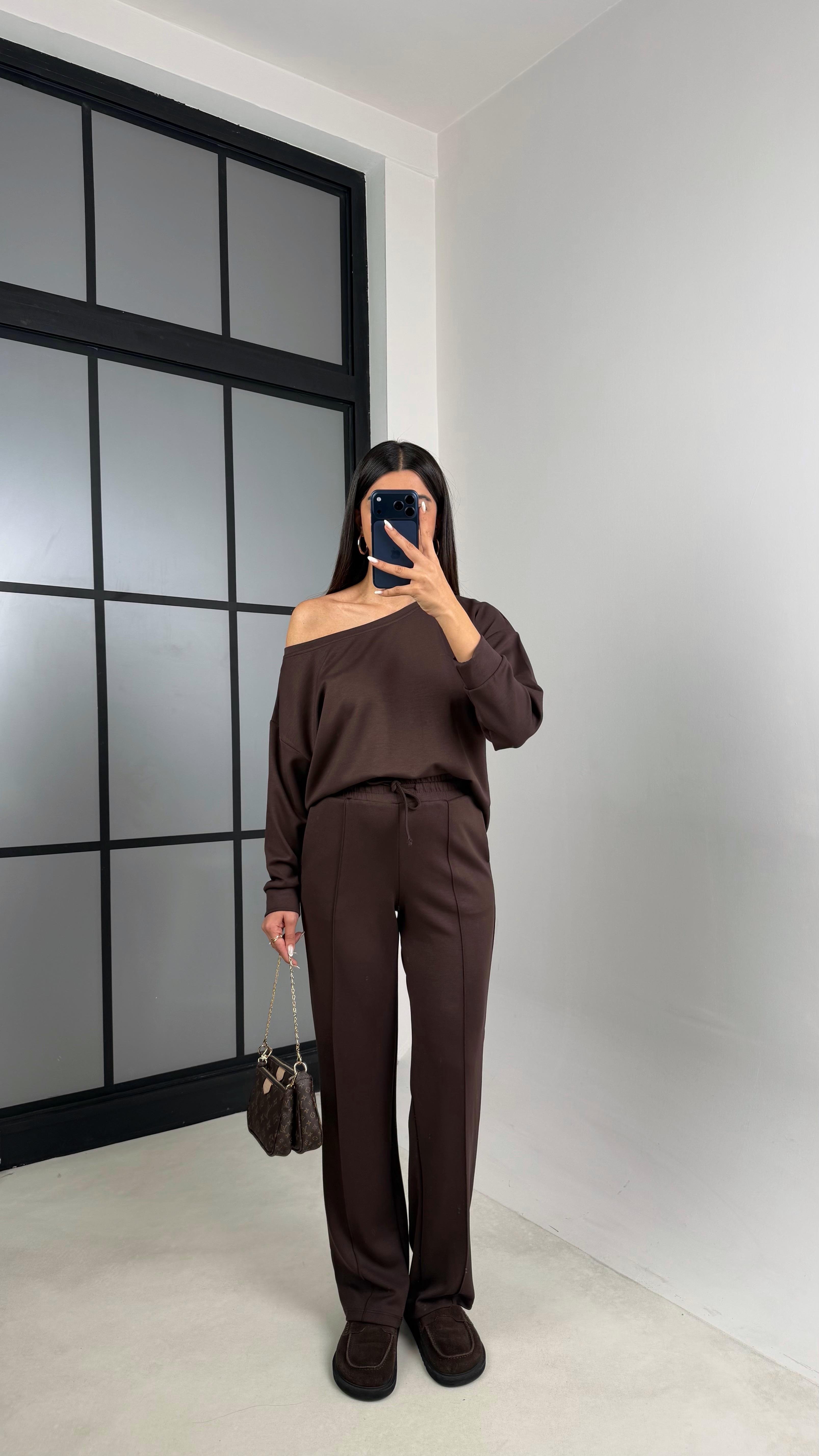 Acı Kahve Asimetrik Yaka Beli Lastikli Çımalı Pantolon Modal Kumaş Takım GAUS-00629GAUSTAKIMGAUS-00629