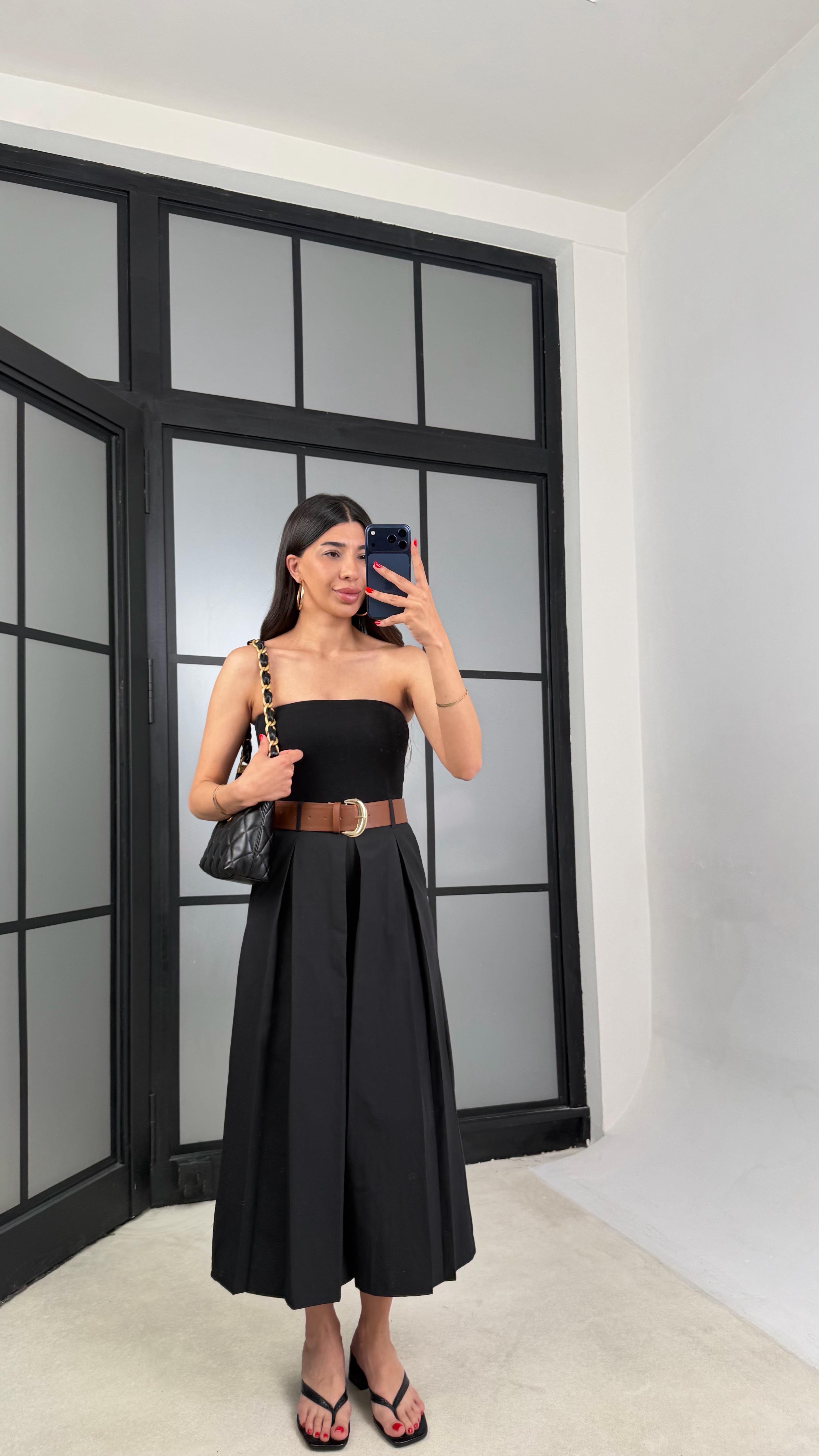 Siyah Kemerli Etek Pantolon GAUS-01571GAUSPANTOLONGAUS-01571