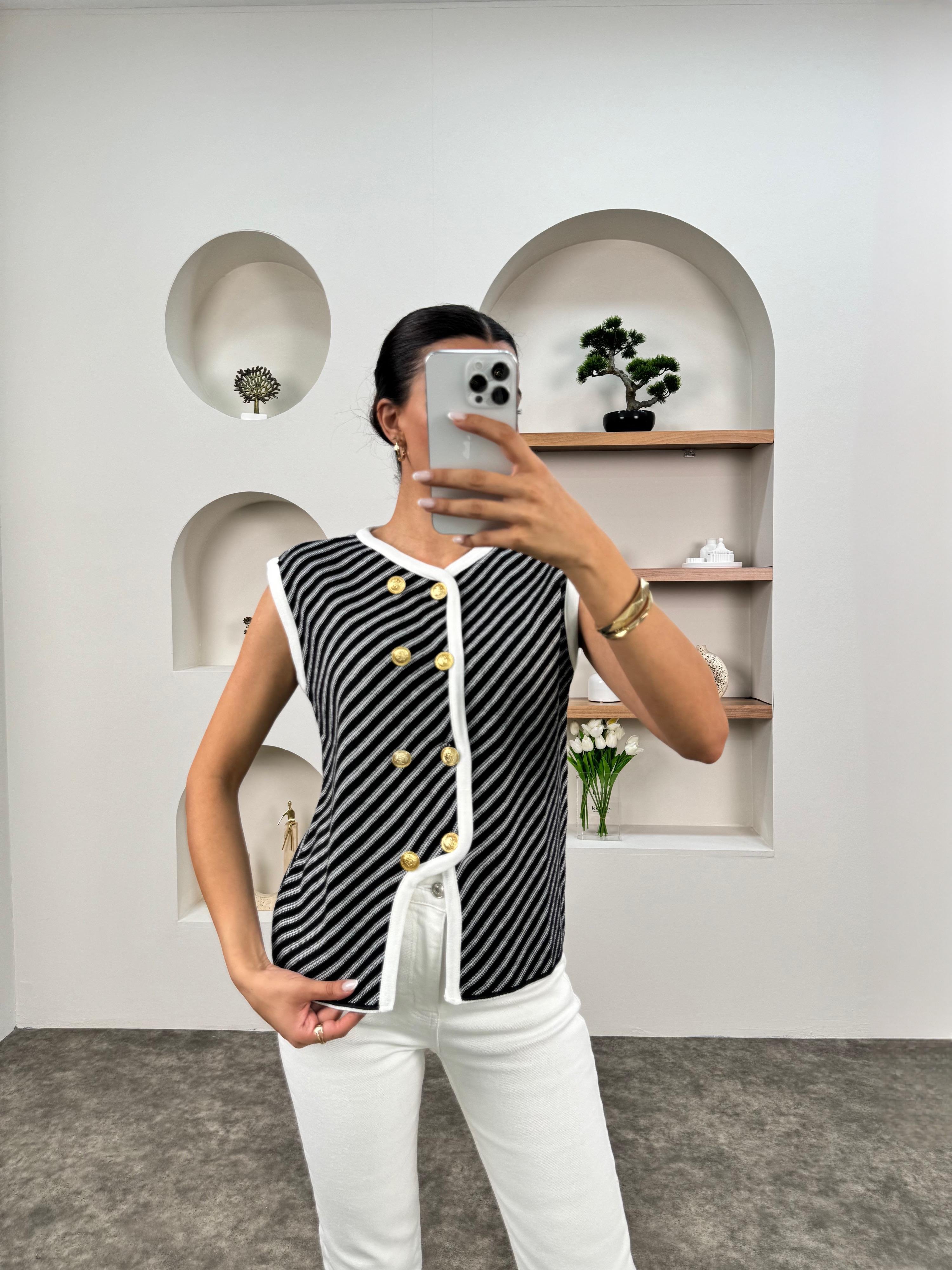 Loza Siyah Çizgili Düğmeli YelekGausYELEKGU00903467