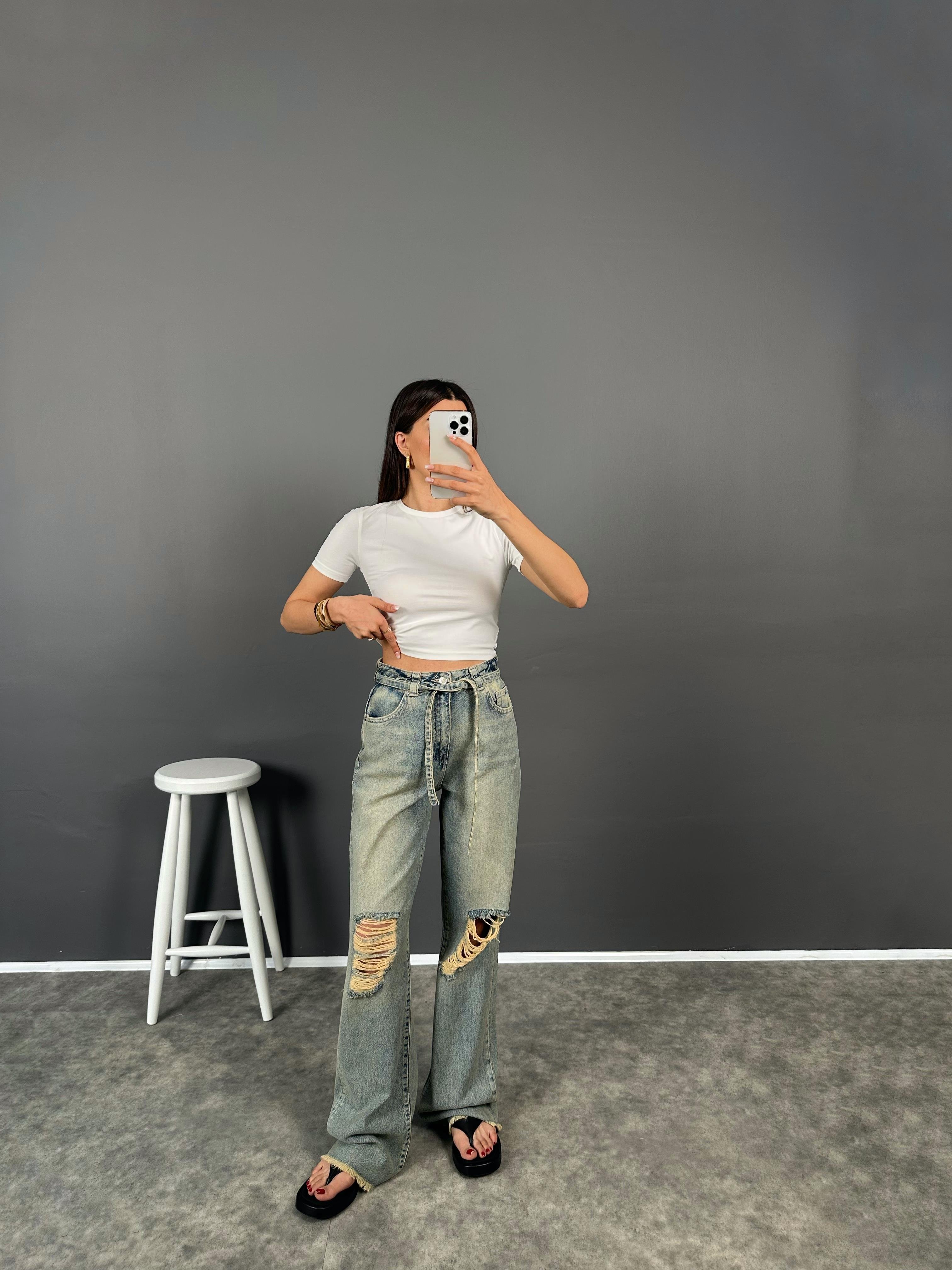 GRJ Yırtık Eskitme Kemer Detaylı Jean 