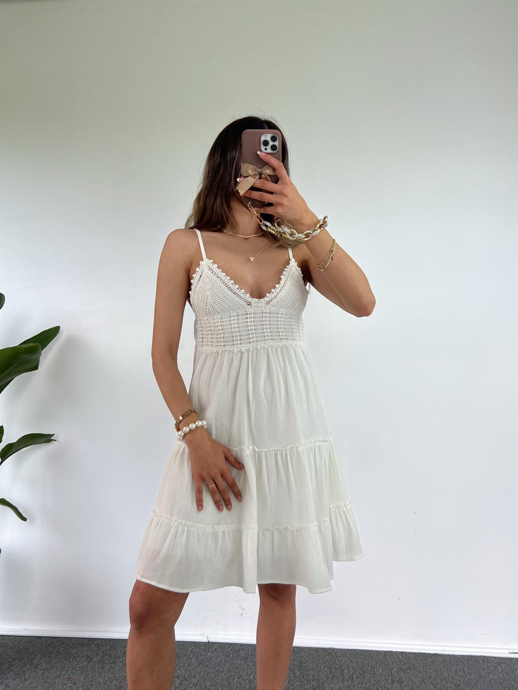 Farona Beyaz Keten Triko İşlemeli Astarlı ElbiseGausELBİSEGU001241