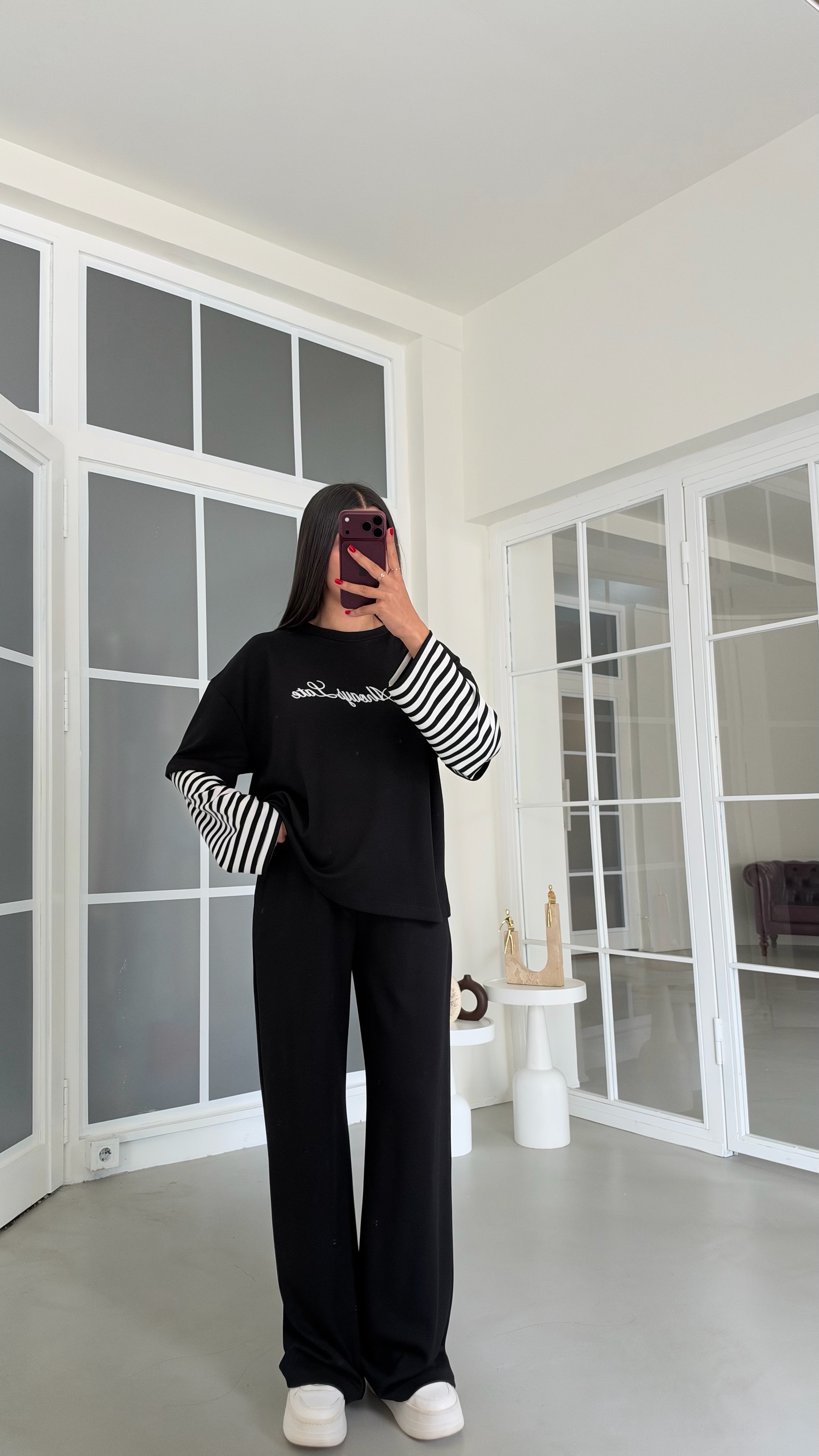Siyah Kolu Şeritli Tshirt Beli Lastikli Pantolon İkili Modal Takım GAUS-02227GAUSTAKIMGAUS-02227