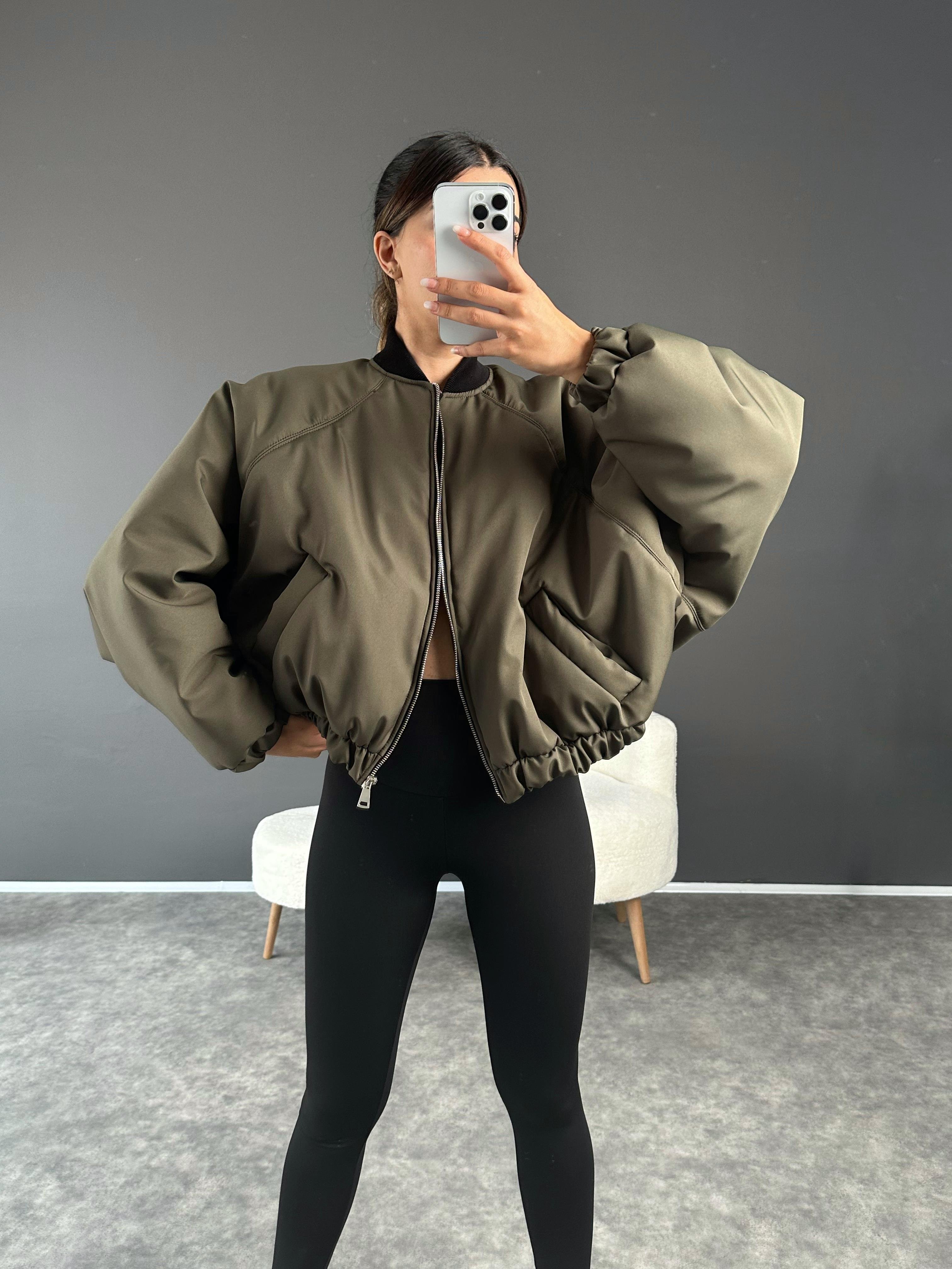 Kerry Haki Yarasa Kol Bomber Mont