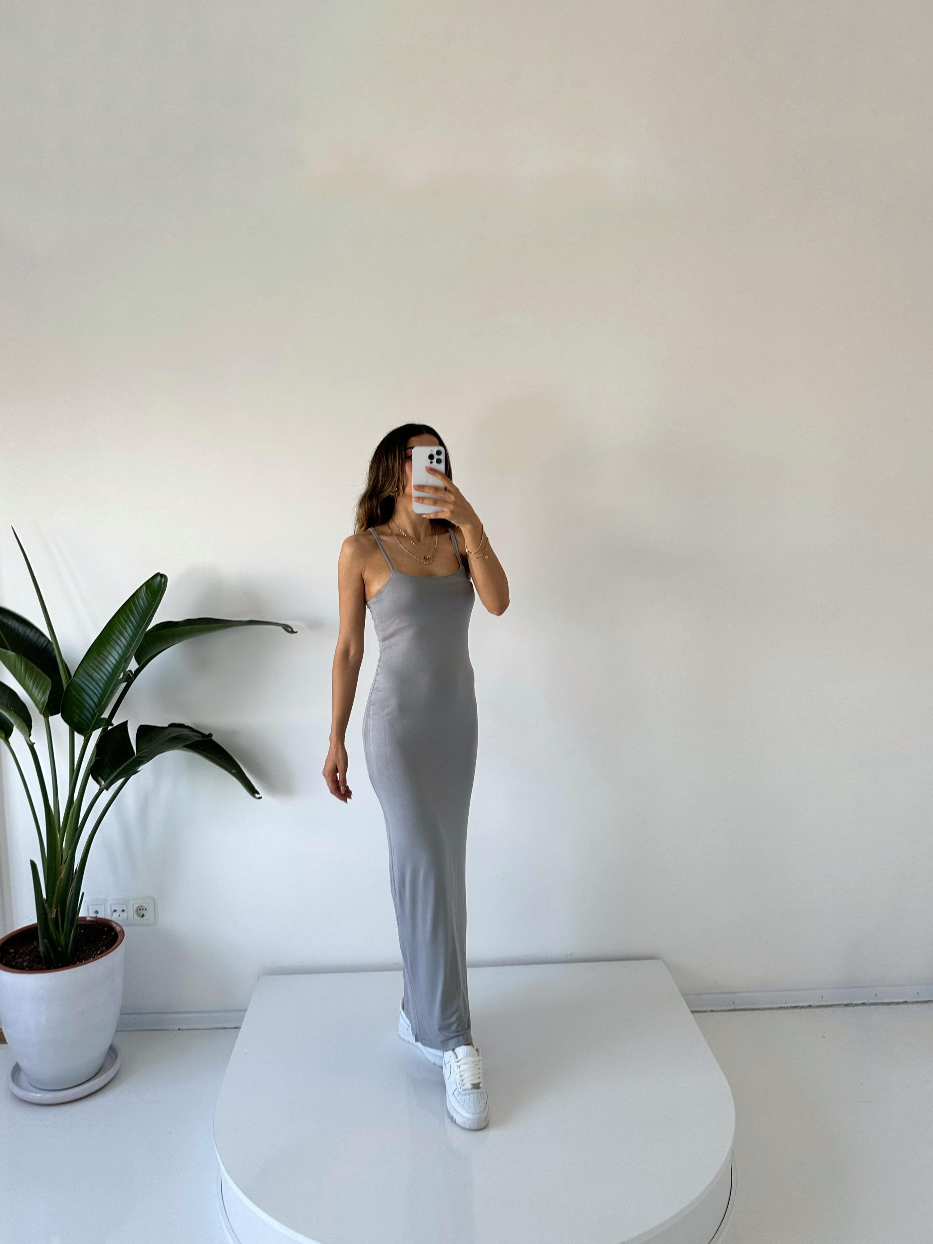 Miusa Gri İp Askılı Maxi ElbiseGausELBİSEGU001618