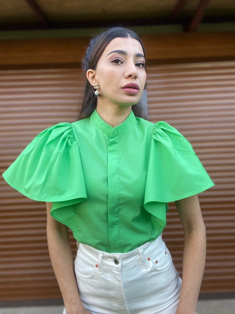 Orijinal Marka Yeşil Kolları Volanlı Gömlek 