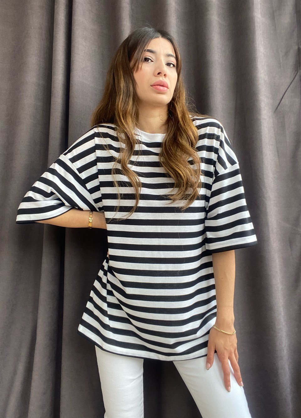 Oversize Siyah-Beyaz Çizgili T-shirt