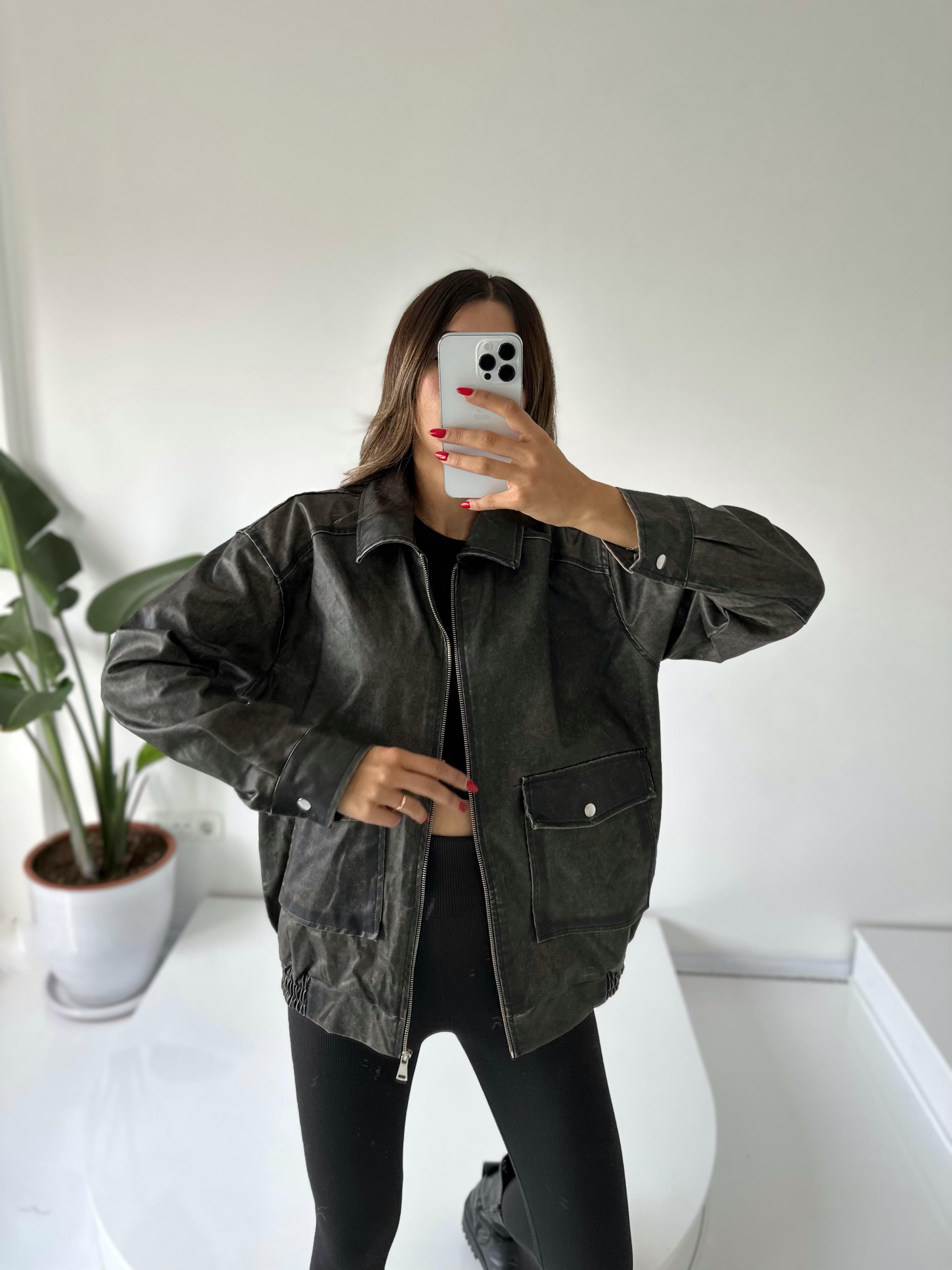 Oversize Yıkamalı Çift Cepli Deri Ceket 