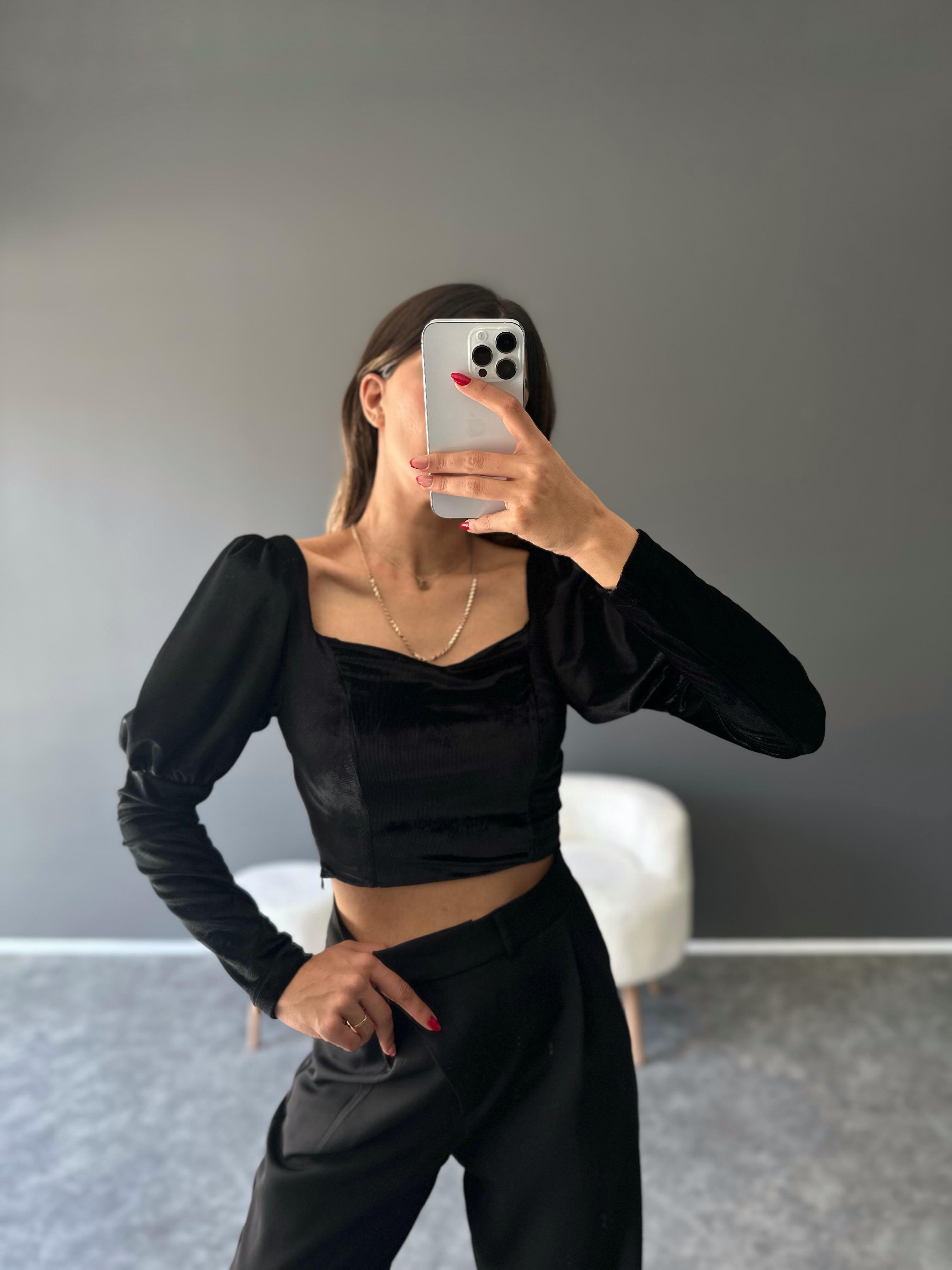 RY Siyah Kadife Crop 