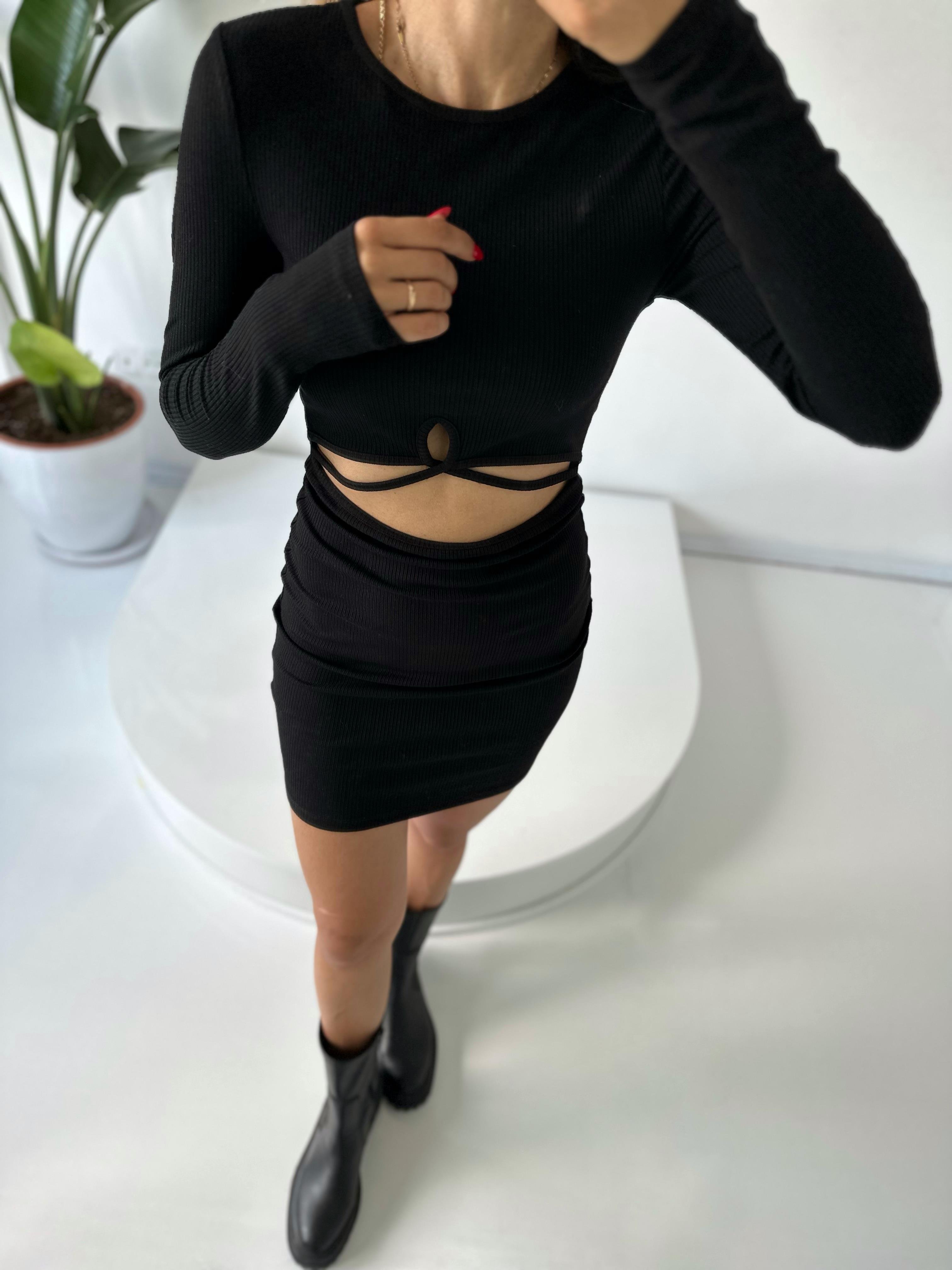 Siyah Dekolteli Triko ElbiseGausELBİSEGU001842